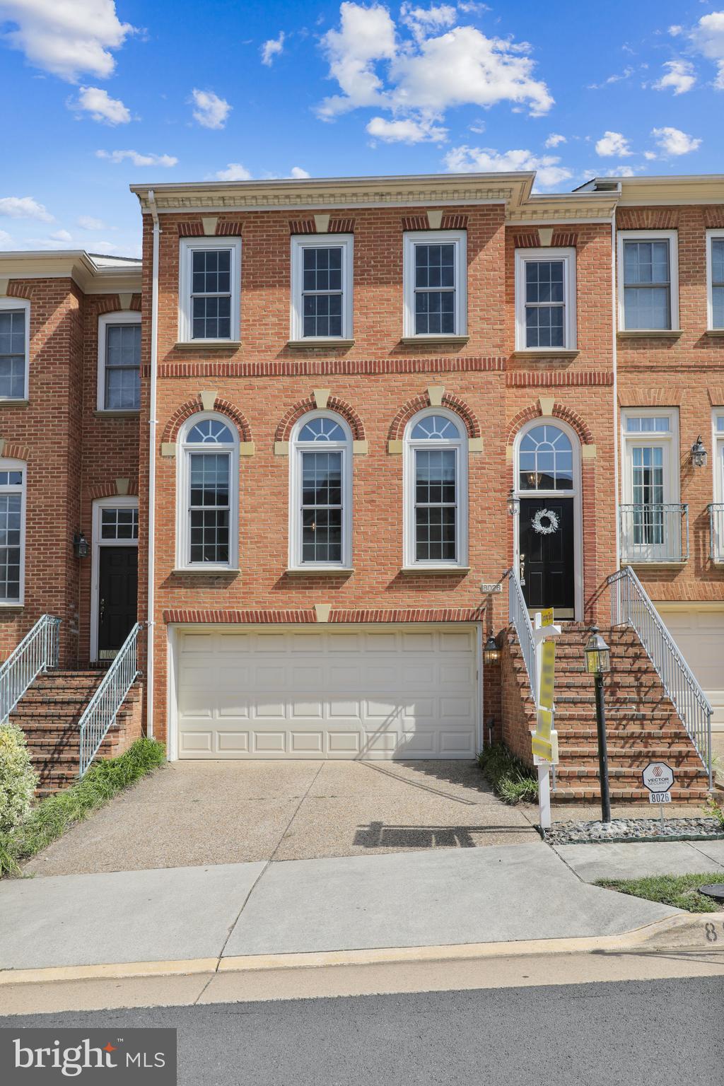 KIDWELL TOWNS - Residential Lease