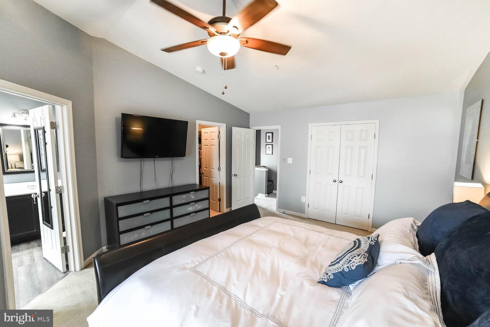 BEVERLY HILLS - Residential