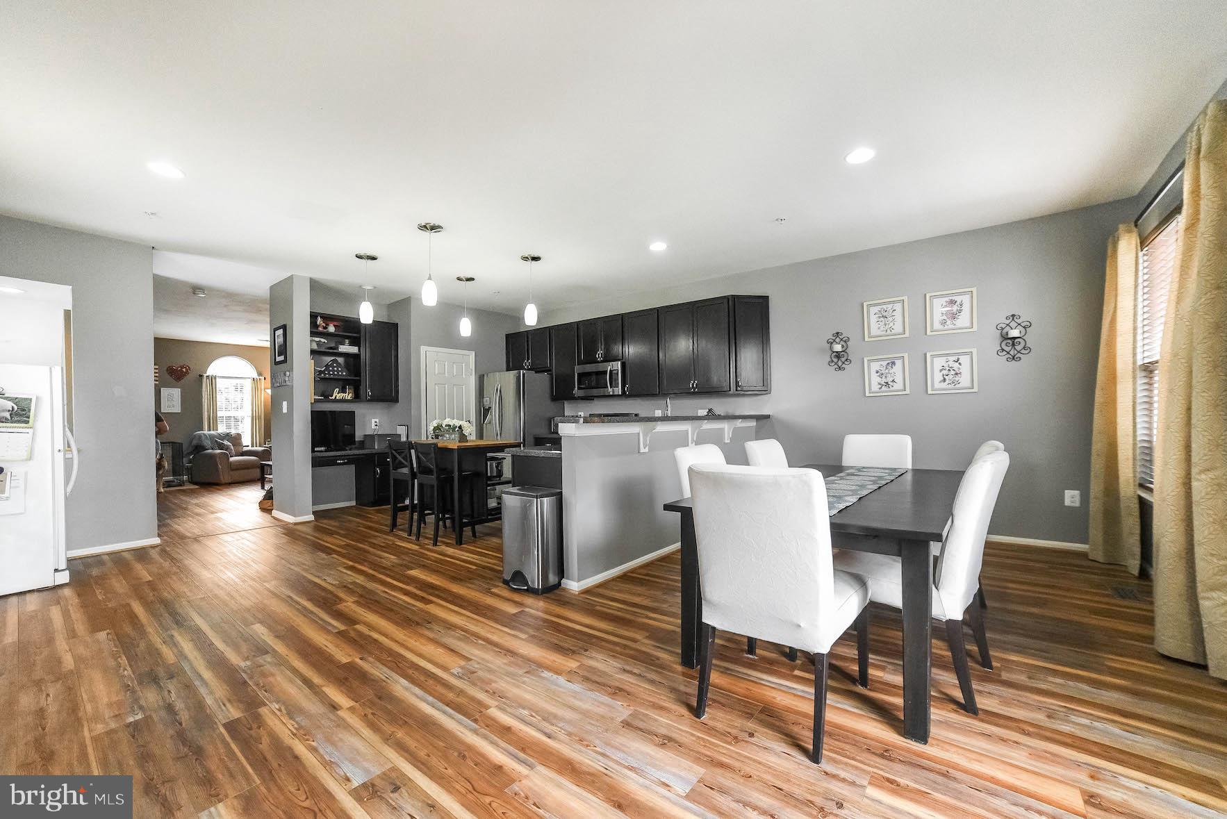 BEVERLY HILLS - Residential