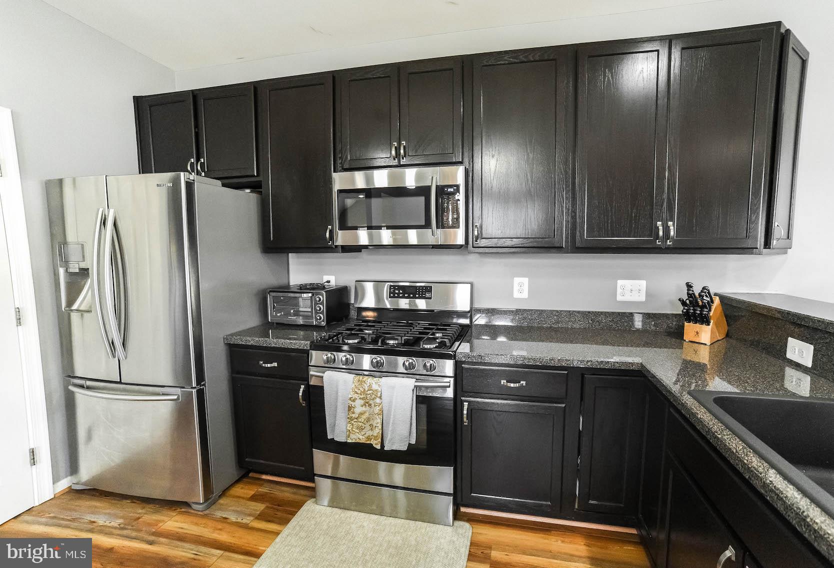 BEVERLY HILLS - Residential