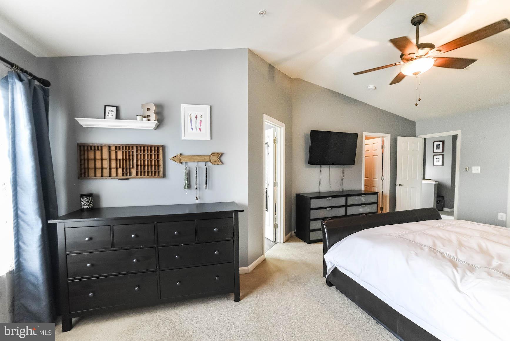 BEVERLY HILLS - Residential