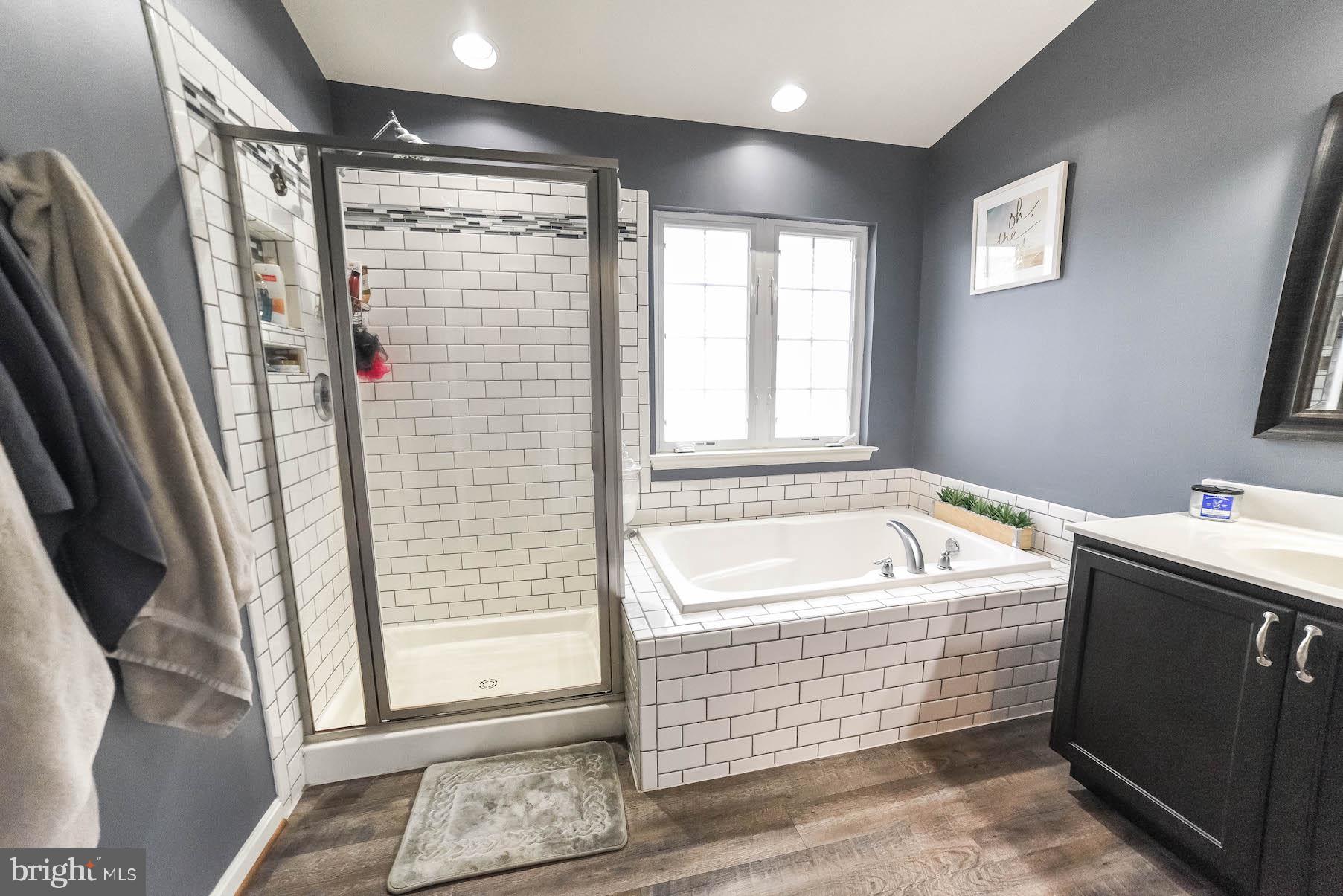 BEVERLY HILLS - Residential