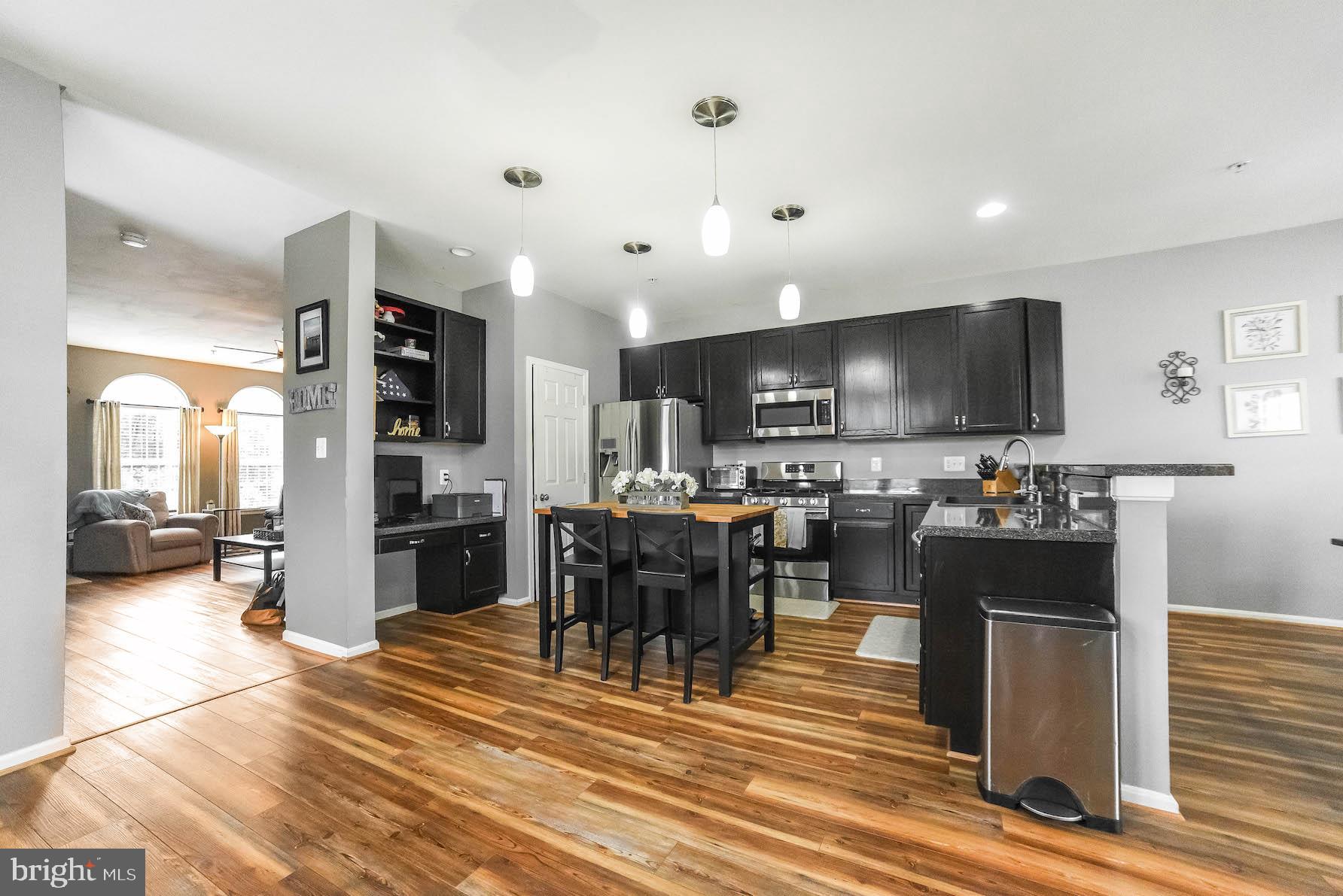 BEVERLY HILLS - Residential