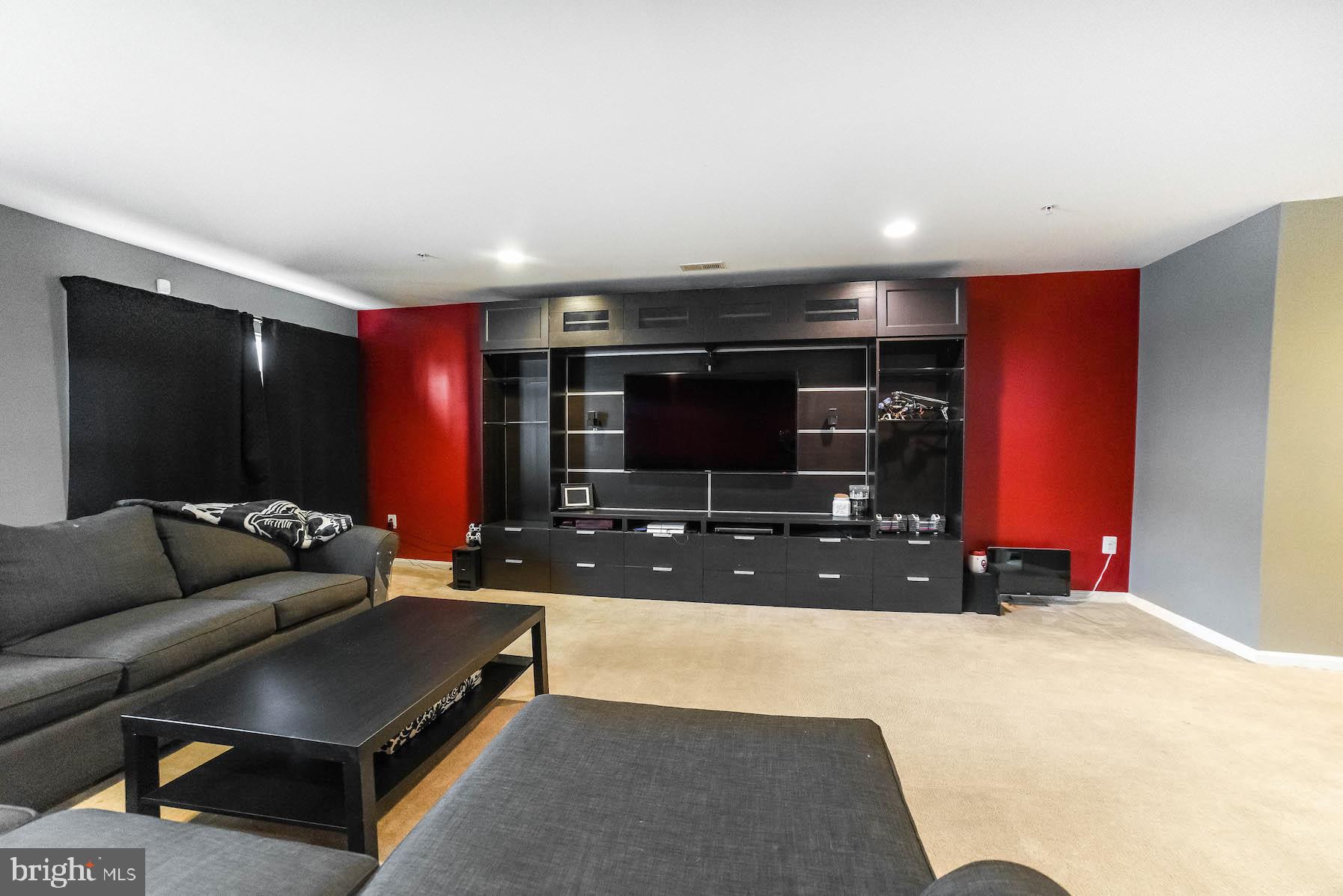 BEVERLY HILLS - Residential