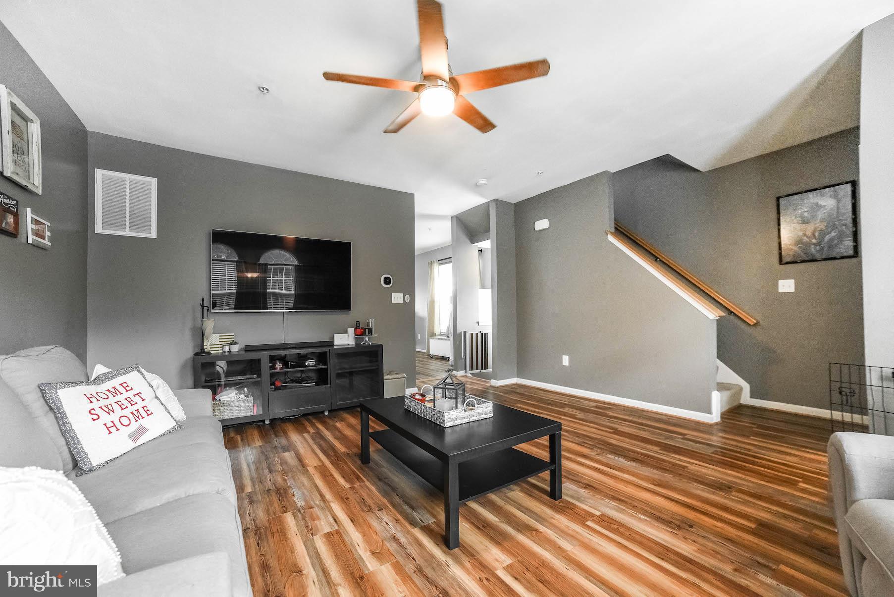 BEVERLY HILLS - Residential