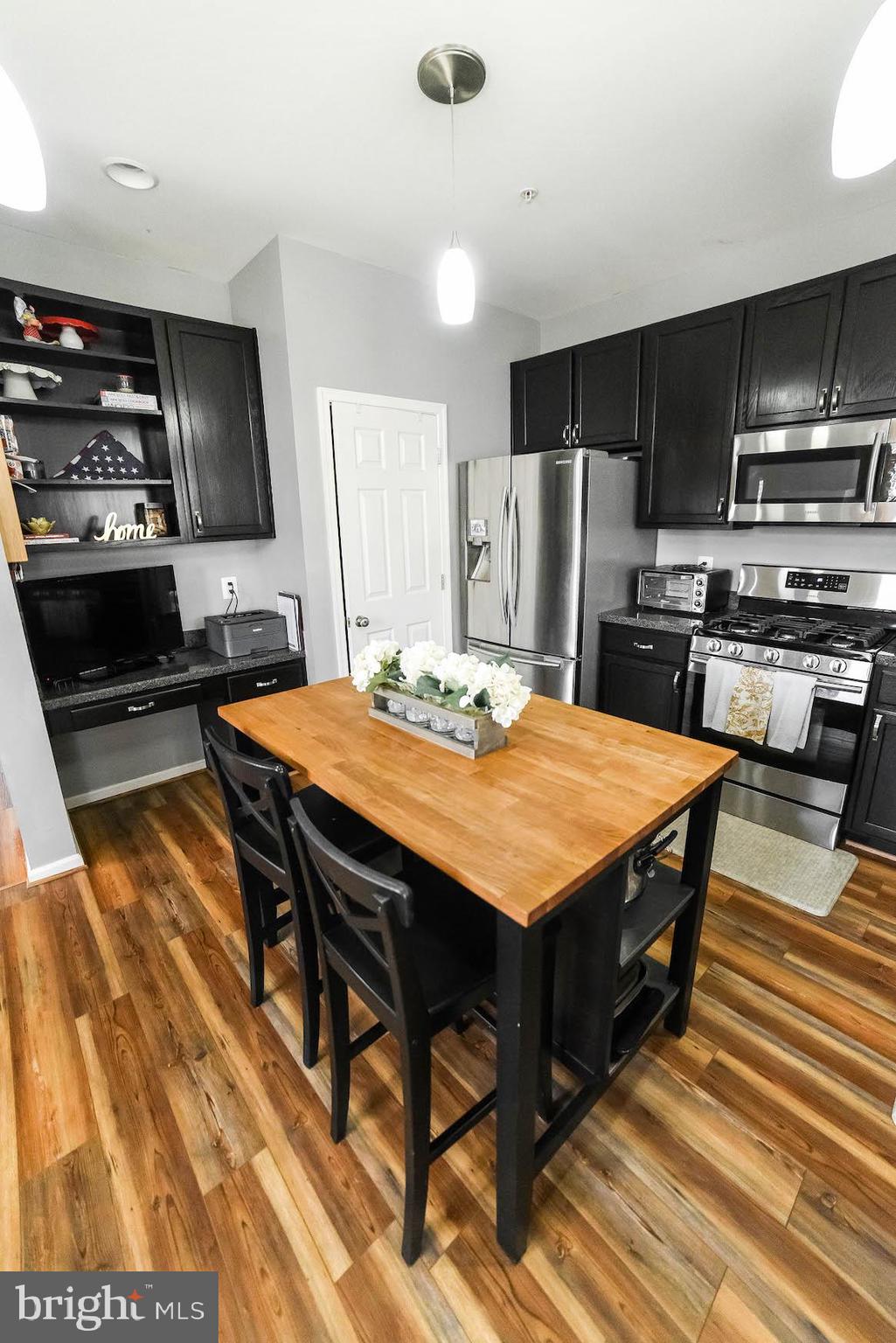 BEVERLY HILLS - Residential