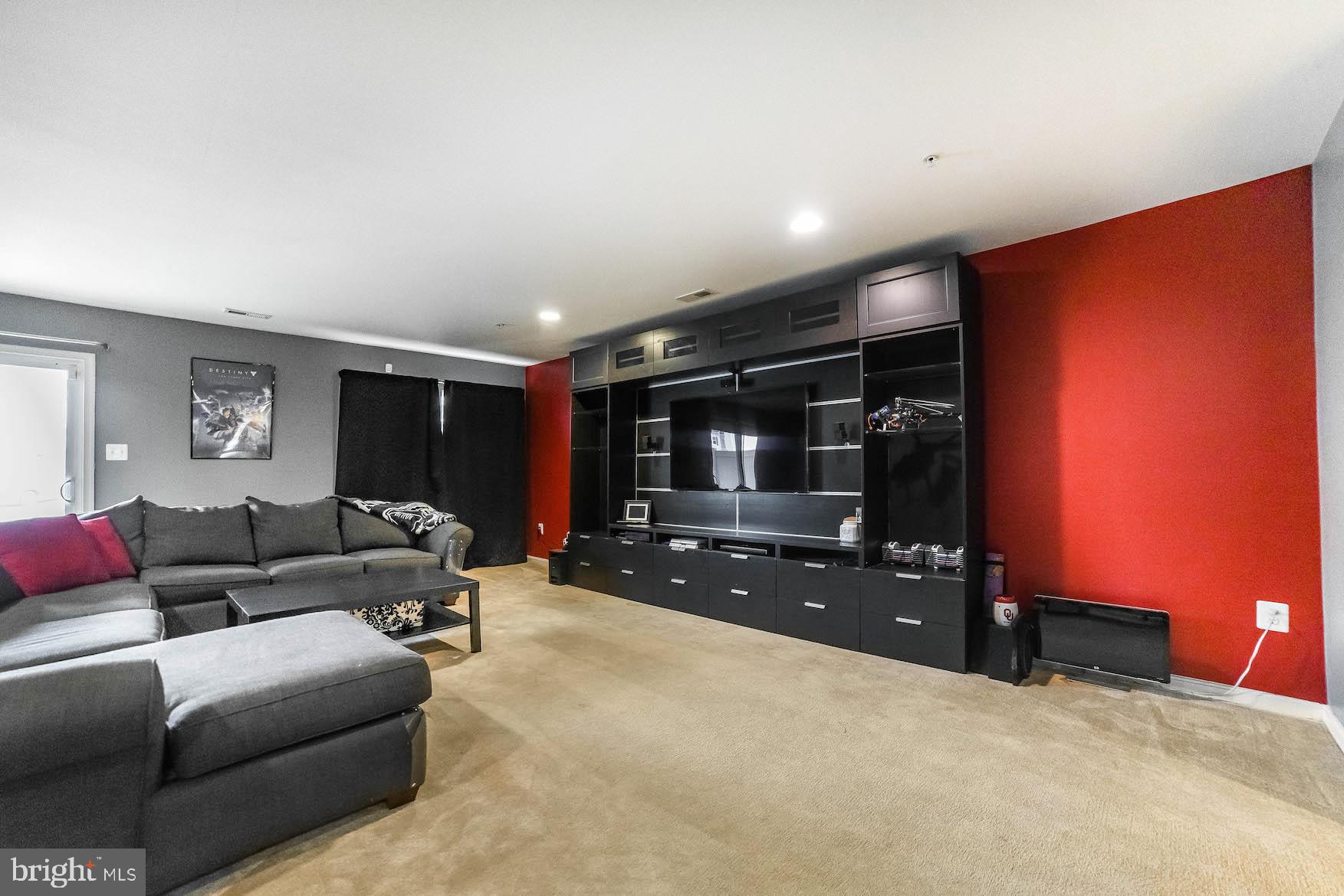 BEVERLY HILLS - Residential