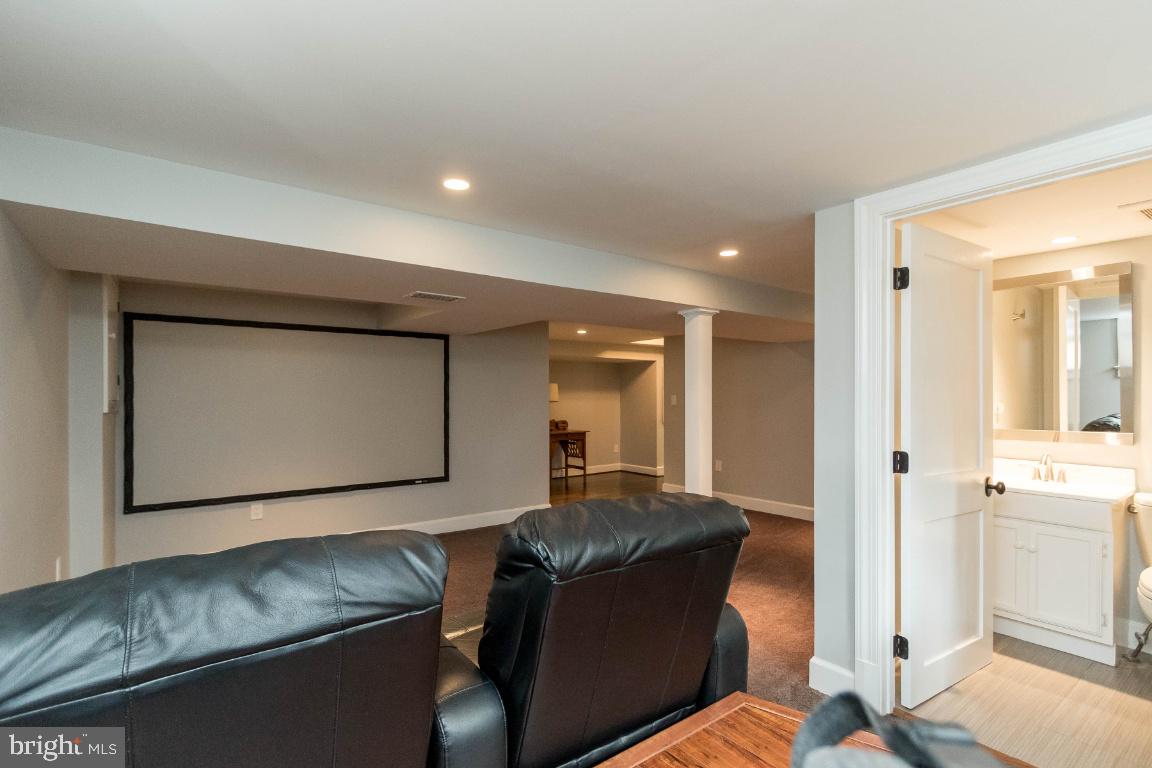 TUCKAHOE GARDENS - Residential