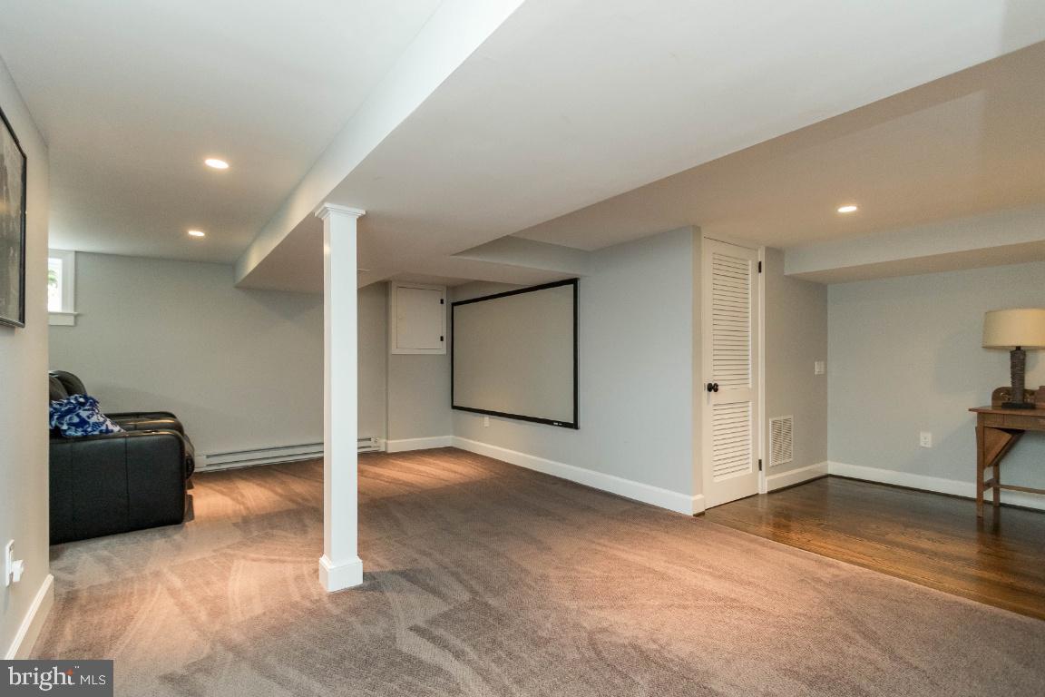 TUCKAHOE GARDENS - Residential