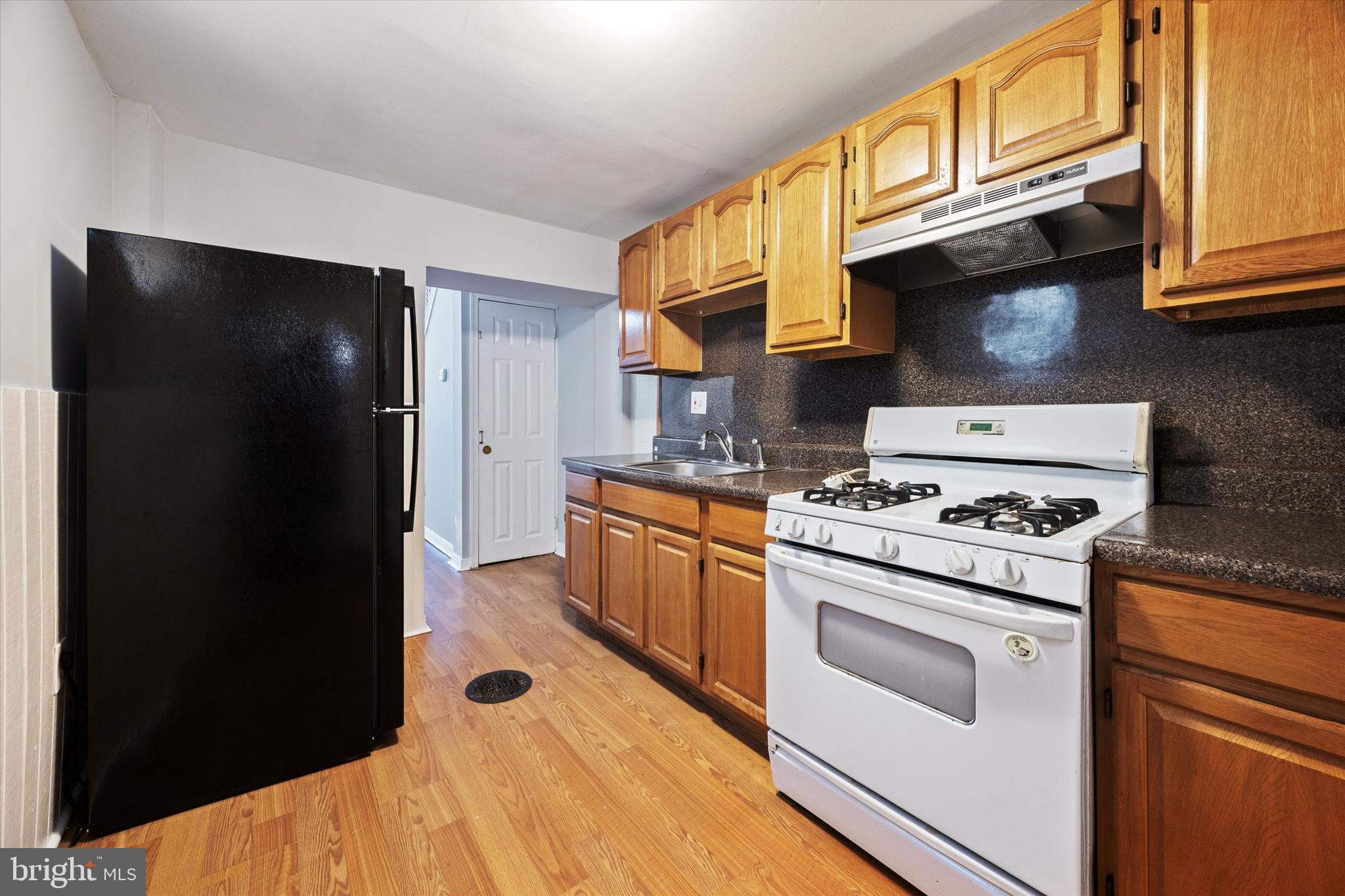 FISHTOWN - Residential Lease