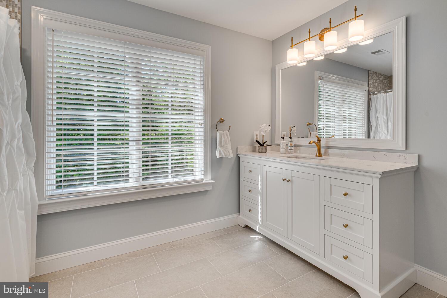 CHESTERBROOK WOODS - Residential