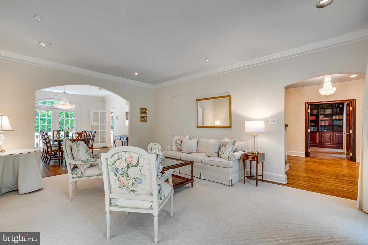 CHESTERBROOK WOODS - Residential