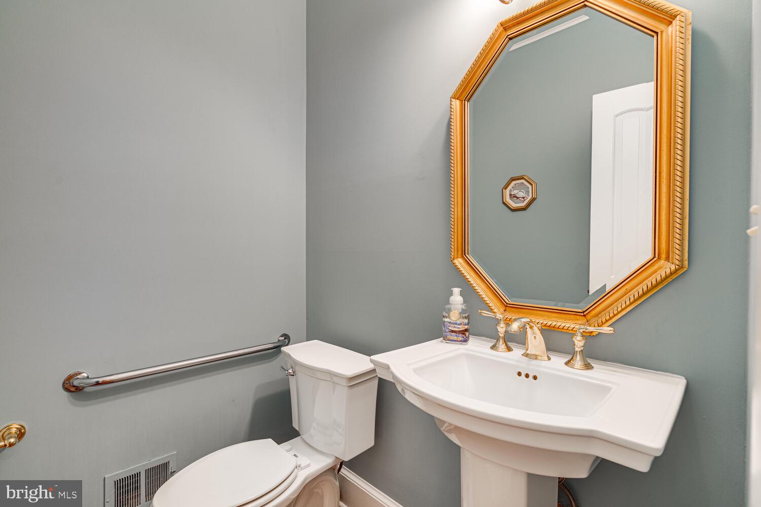 CHESTERBROOK WOODS - Residential