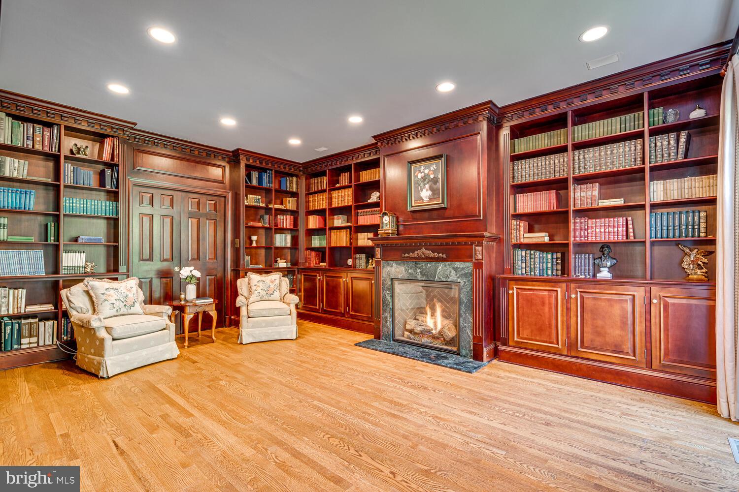 CHESTERBROOK WOODS - Residential