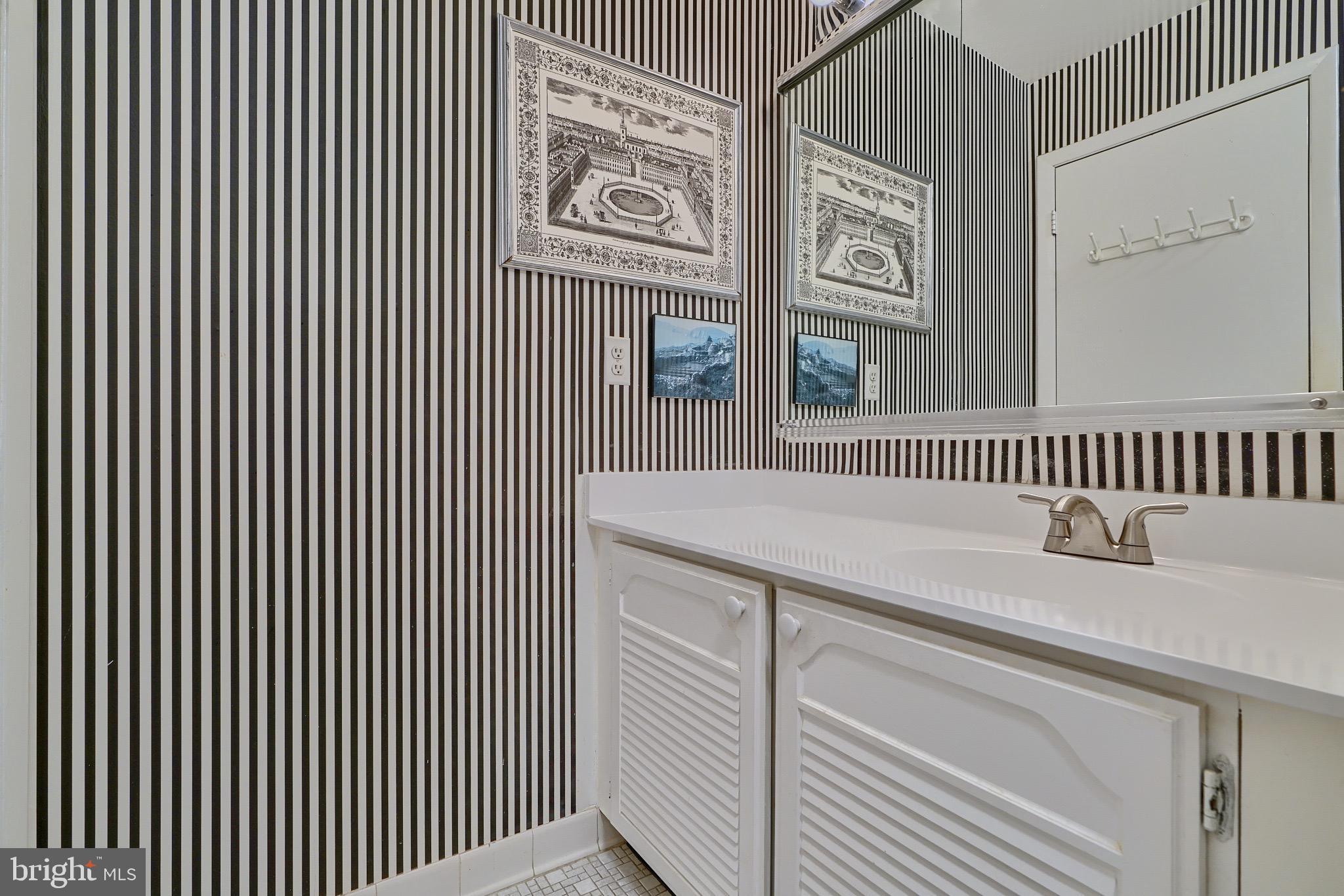 DEERFOX - Residential