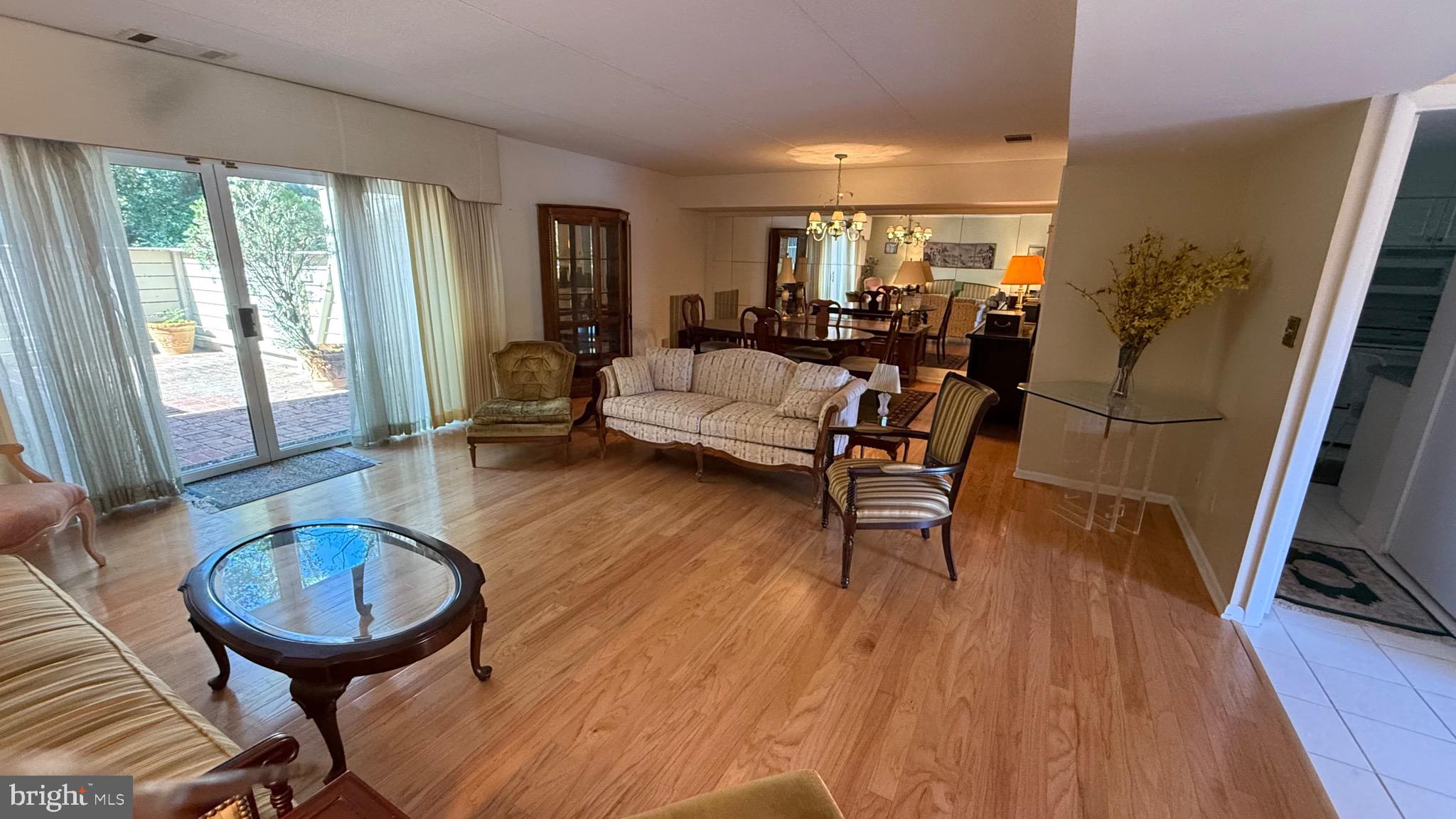 DEERFOX - Residential