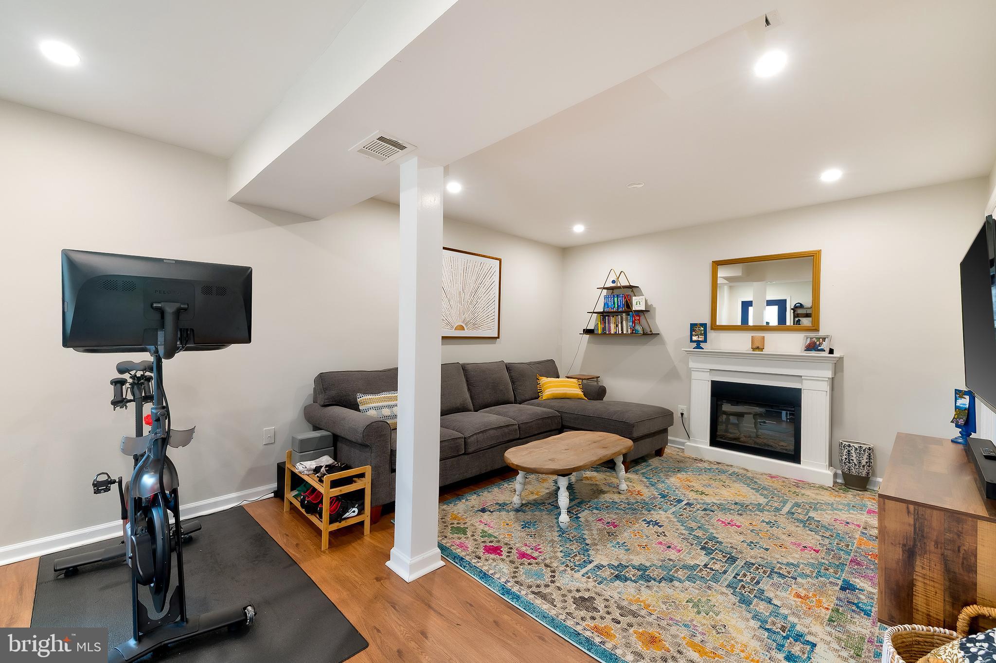 TAKOMA PARK - Residential