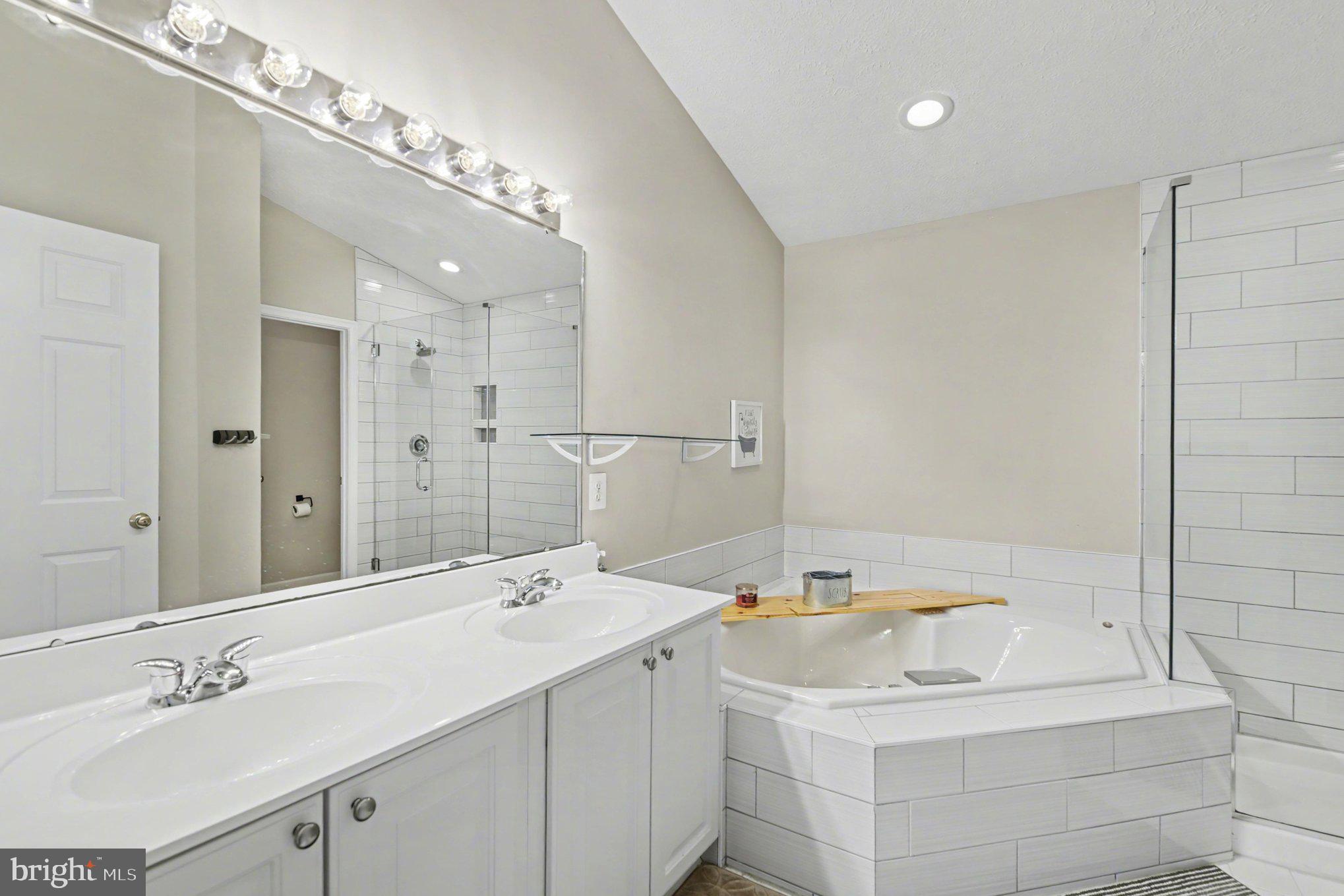 GRACE MANOR - Residential