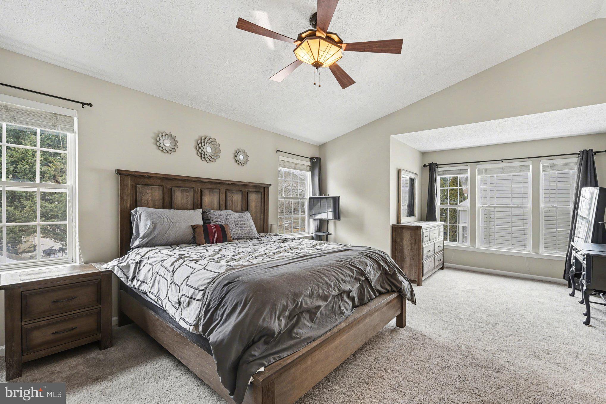 GRACE MANOR - Residential