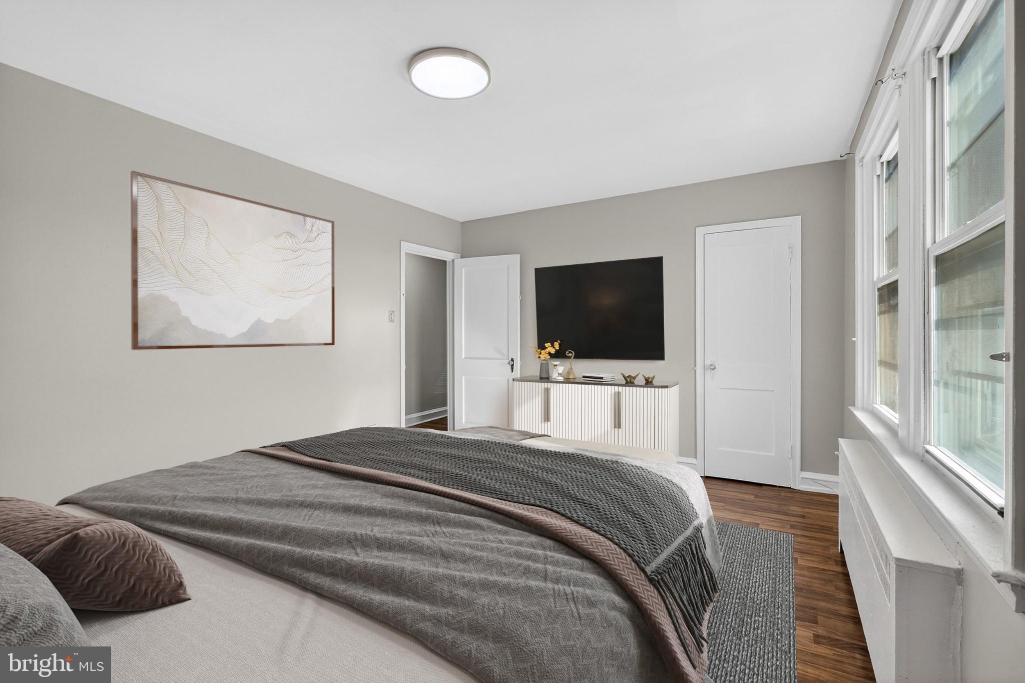 OXFORD CIRCLE - Residential