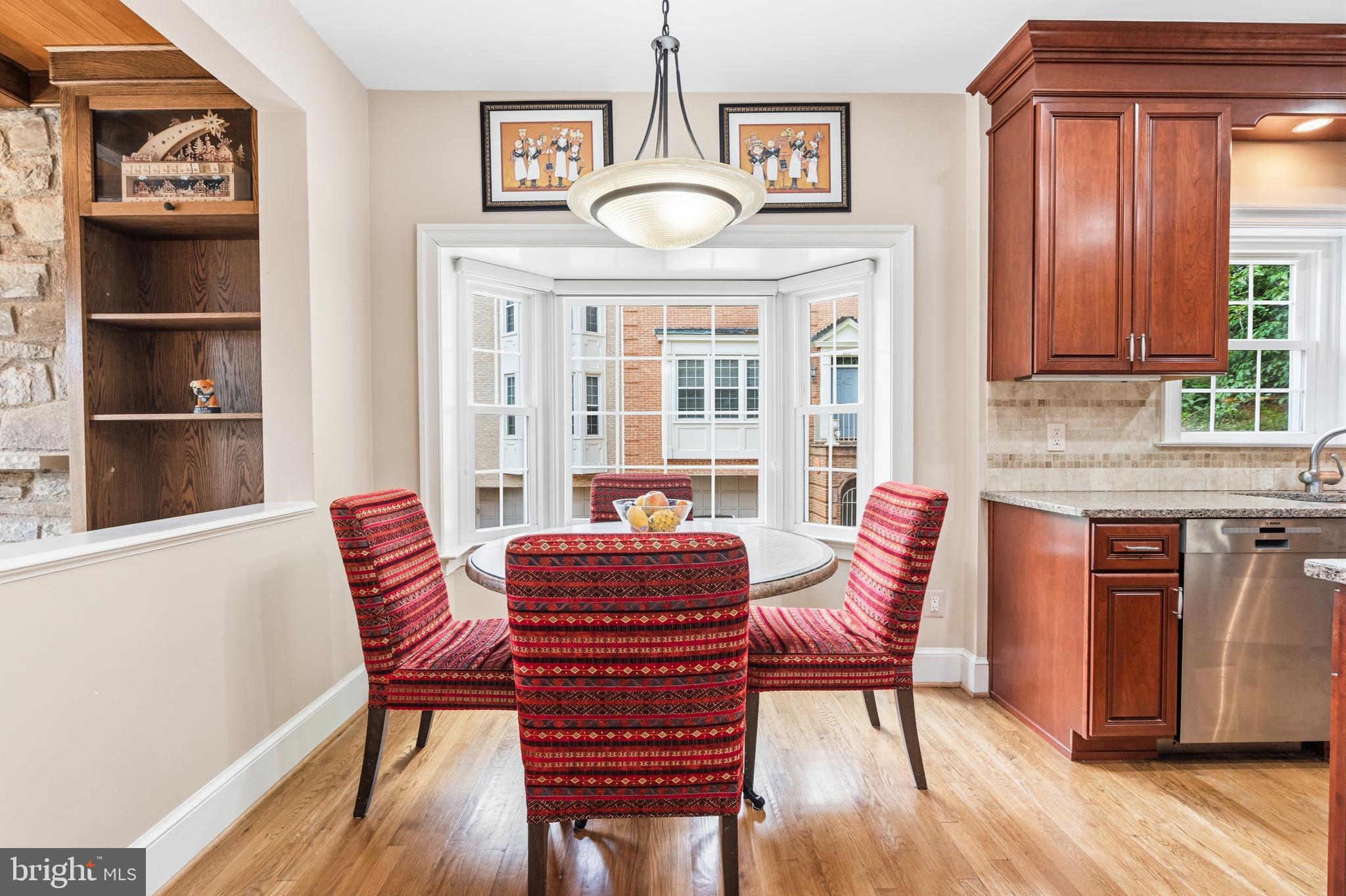 RIVERHILL - Residential