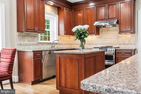 Tiny photo for 8015 Quarry Ridge Way, BETHESDA, MD 20817 (MLS # MDMC2235392)