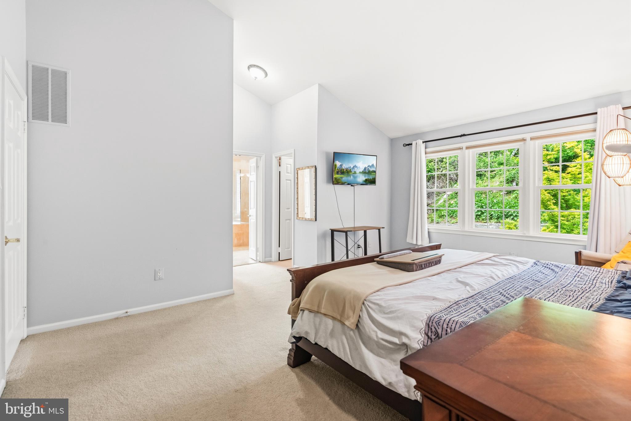 RIVERHILL - Residential