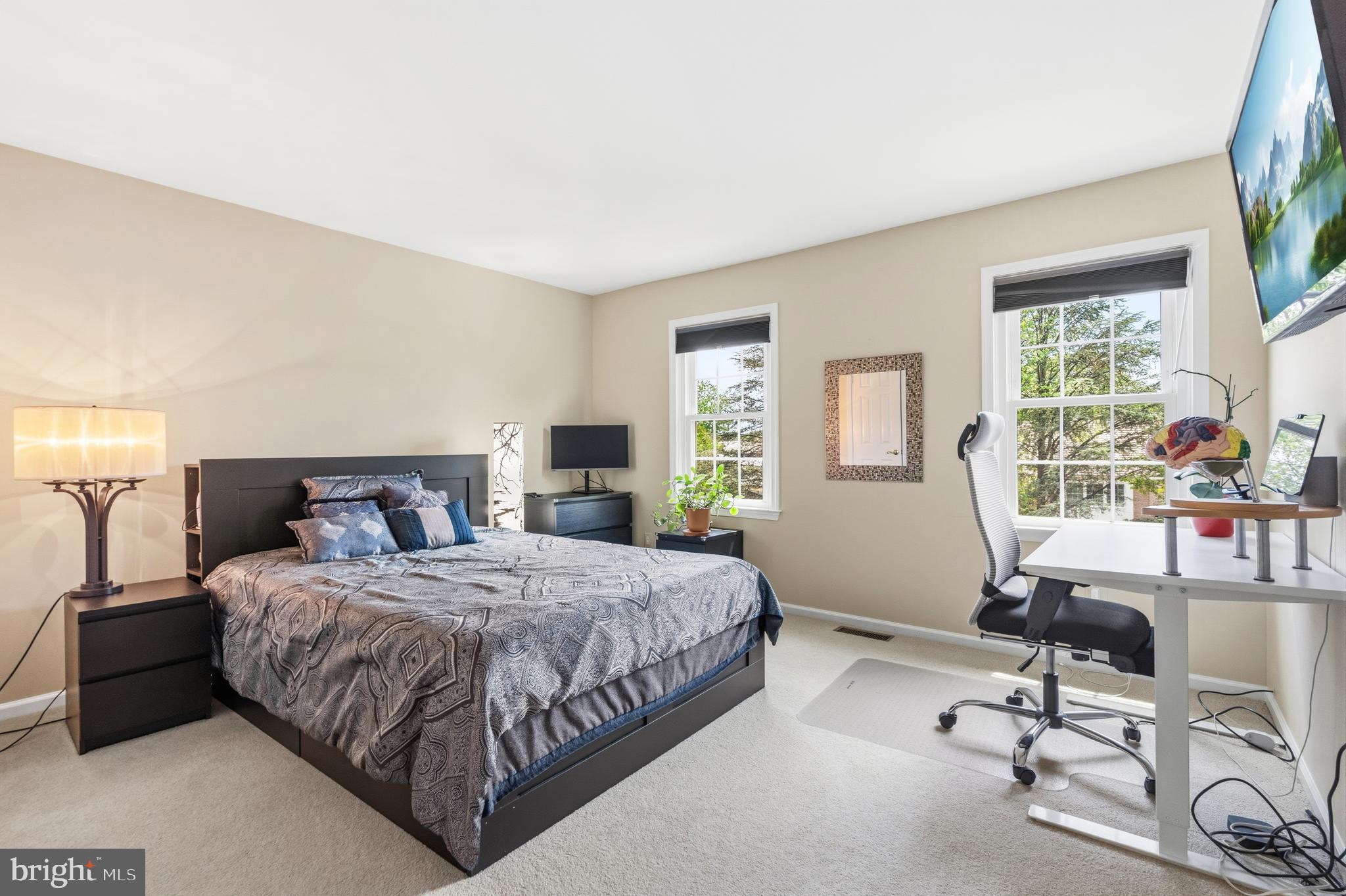 RIVERHILL - Residential