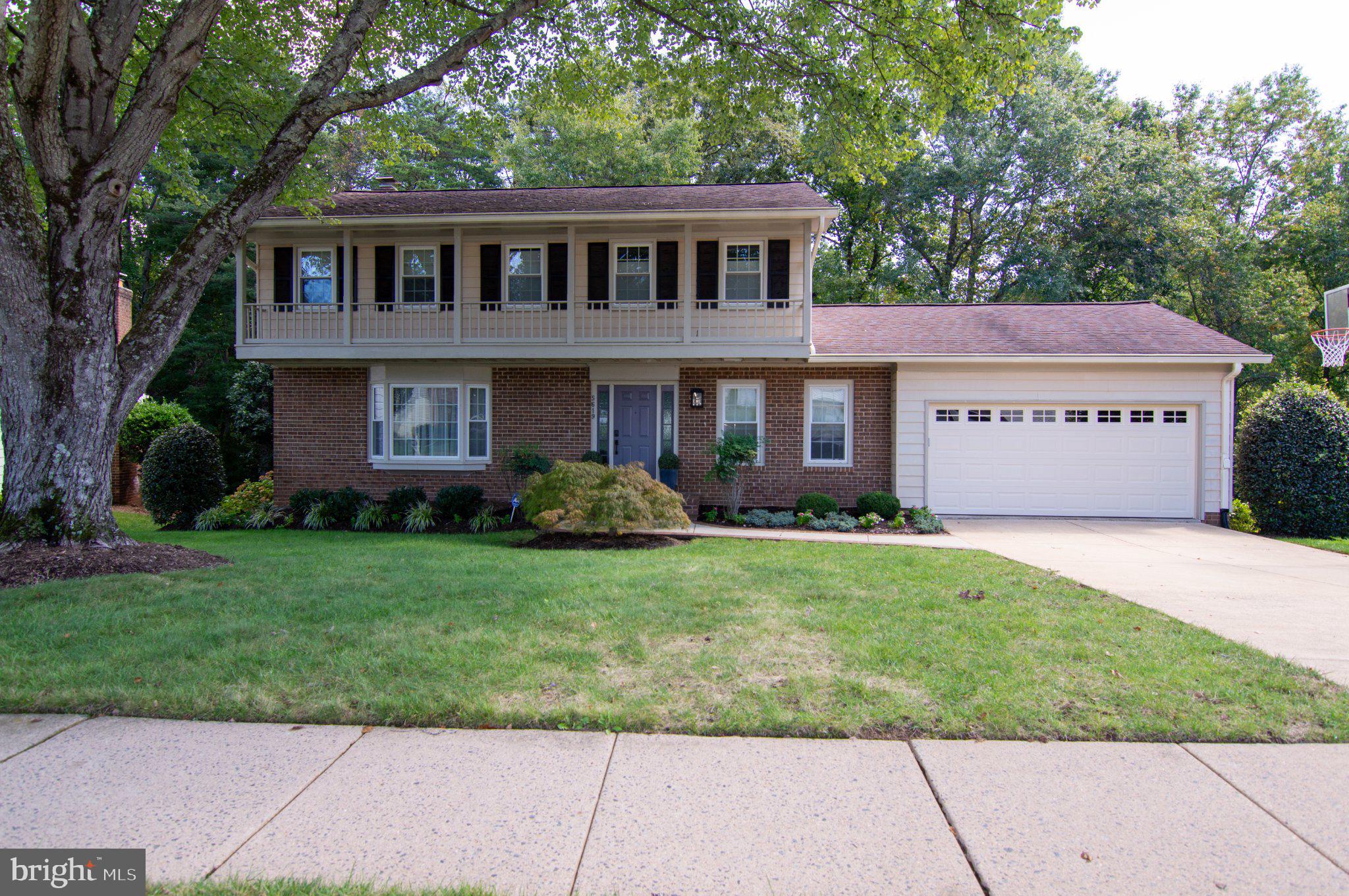 5619 HERBERTS CROSSING DRIVE