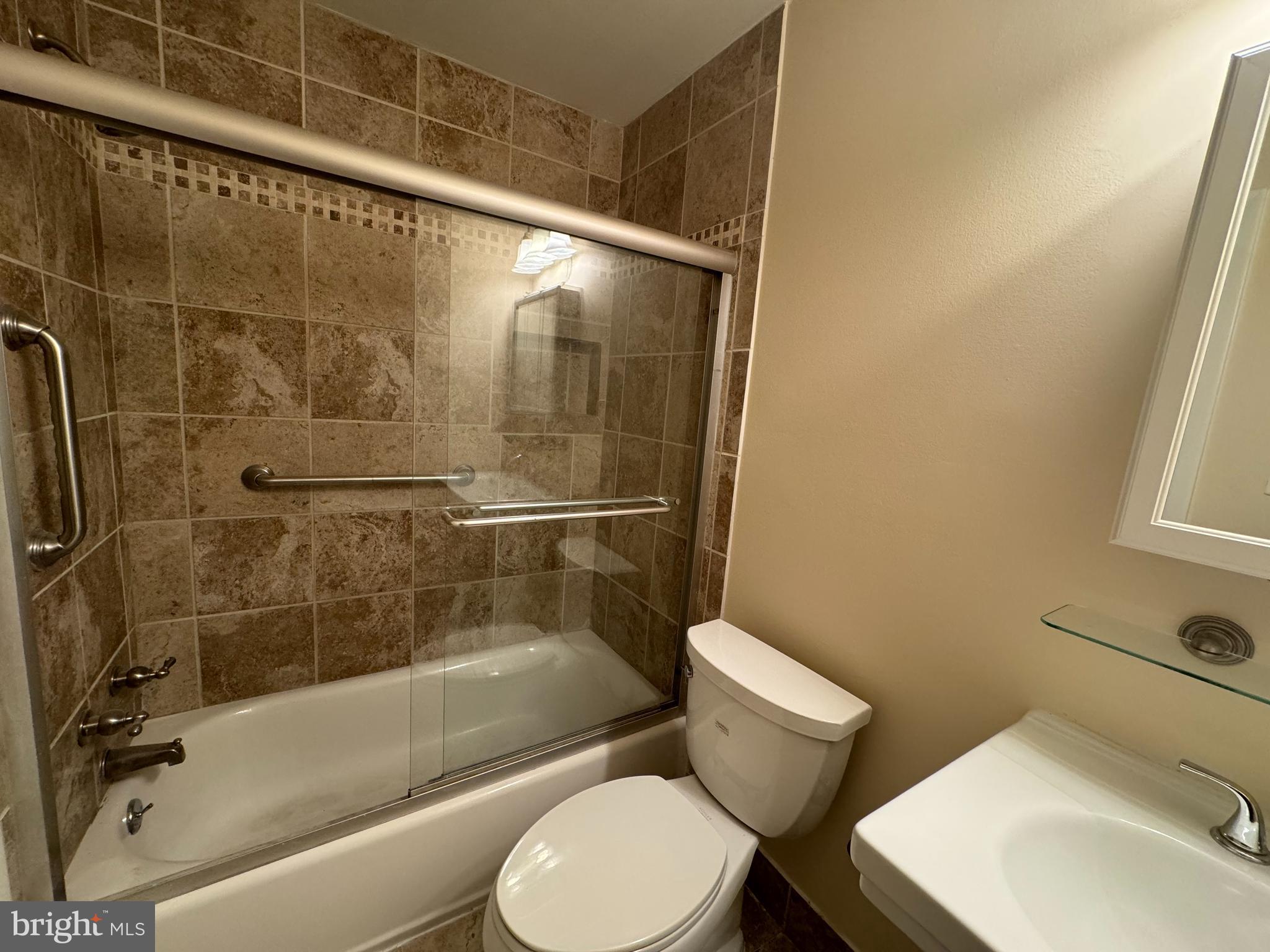 PARK TERRACE - Residential Lease