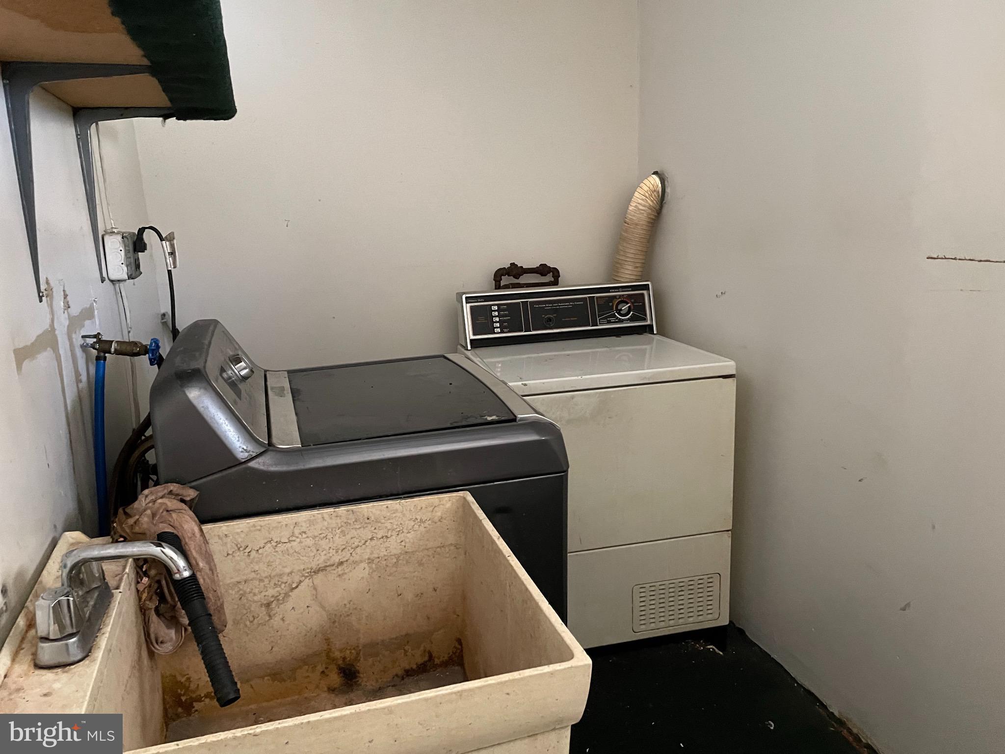 TACONY - Residential