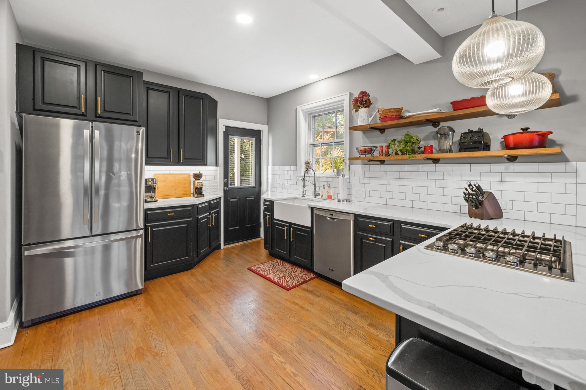 WAWASET PARK - Residential