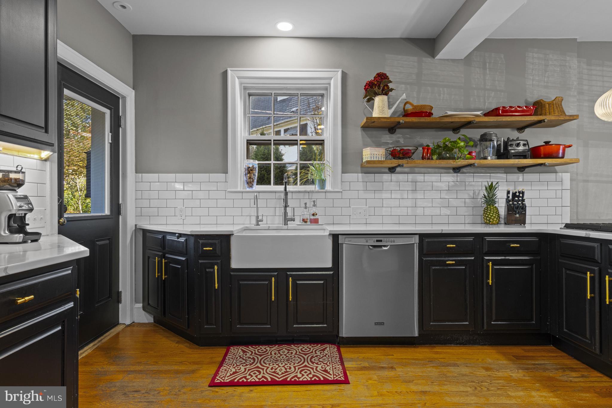 WAWASET PARK - Residential