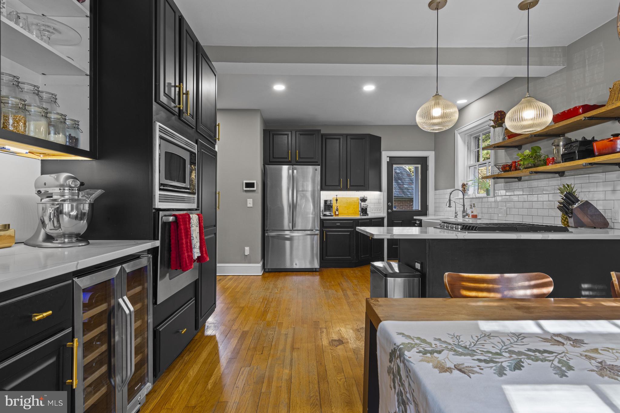 WAWASET PARK - Residential