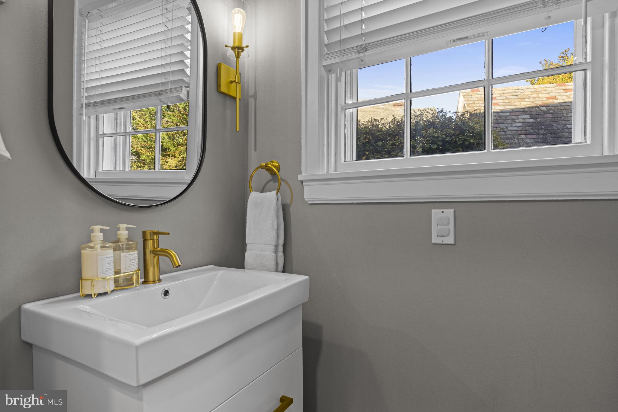 WAWASET PARK - Residential