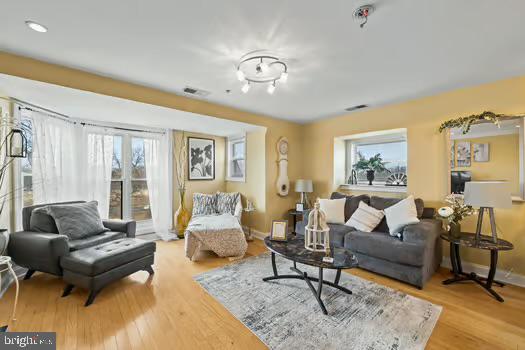 PARKSIDE - Residential Lease