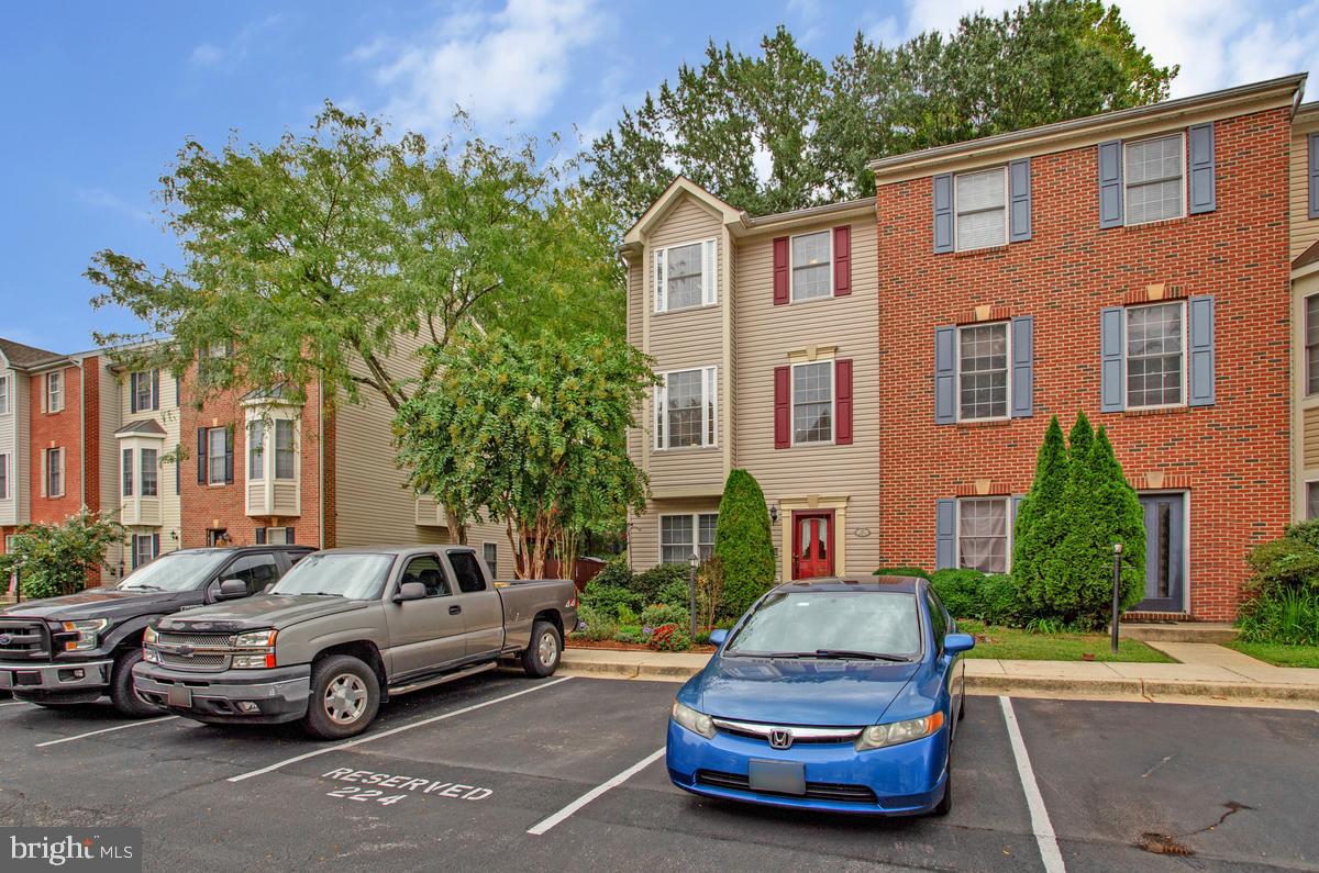 224 TILDEN WAY 224