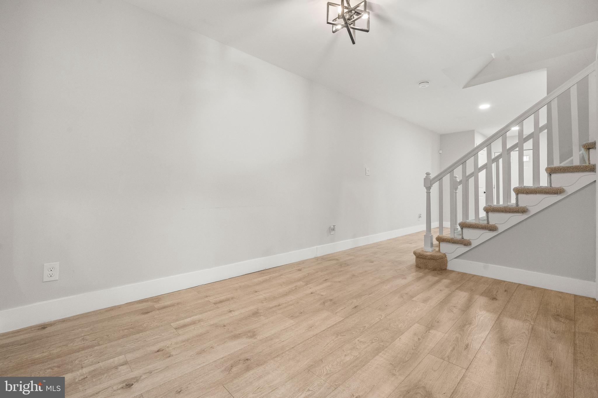 OXON RUN HILLS - Residential