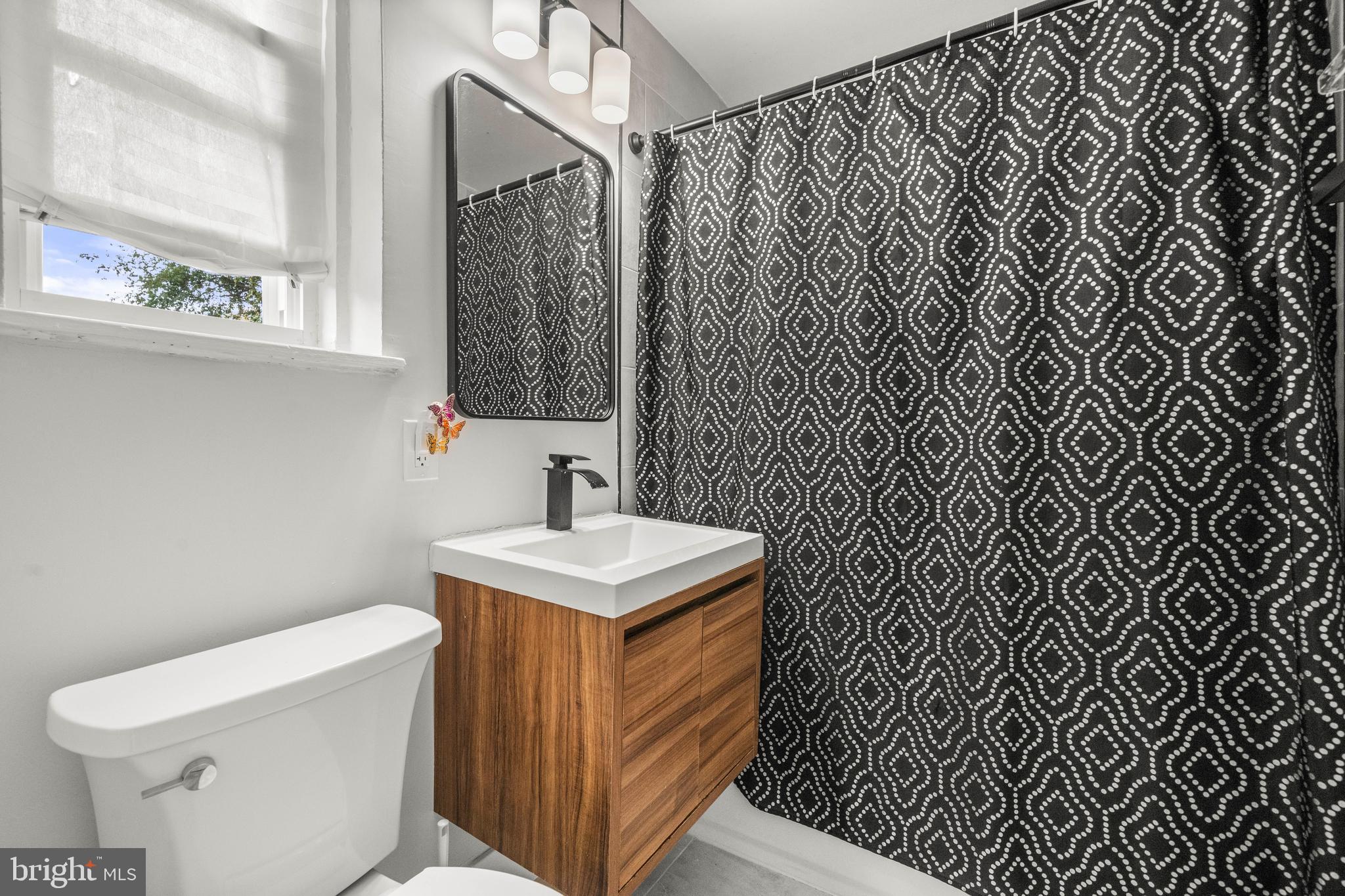 OXON RUN HILLS - Residential