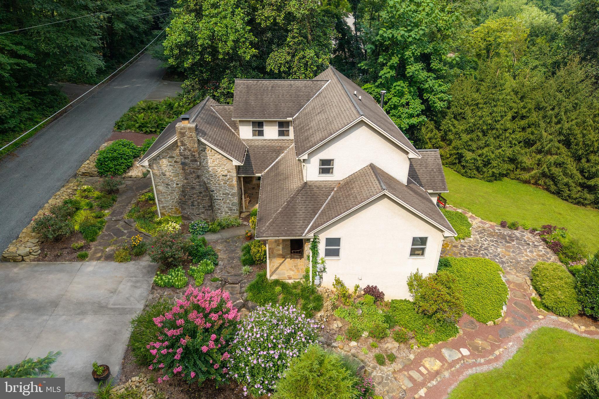 957 MOUNT PLEASANT ROAD