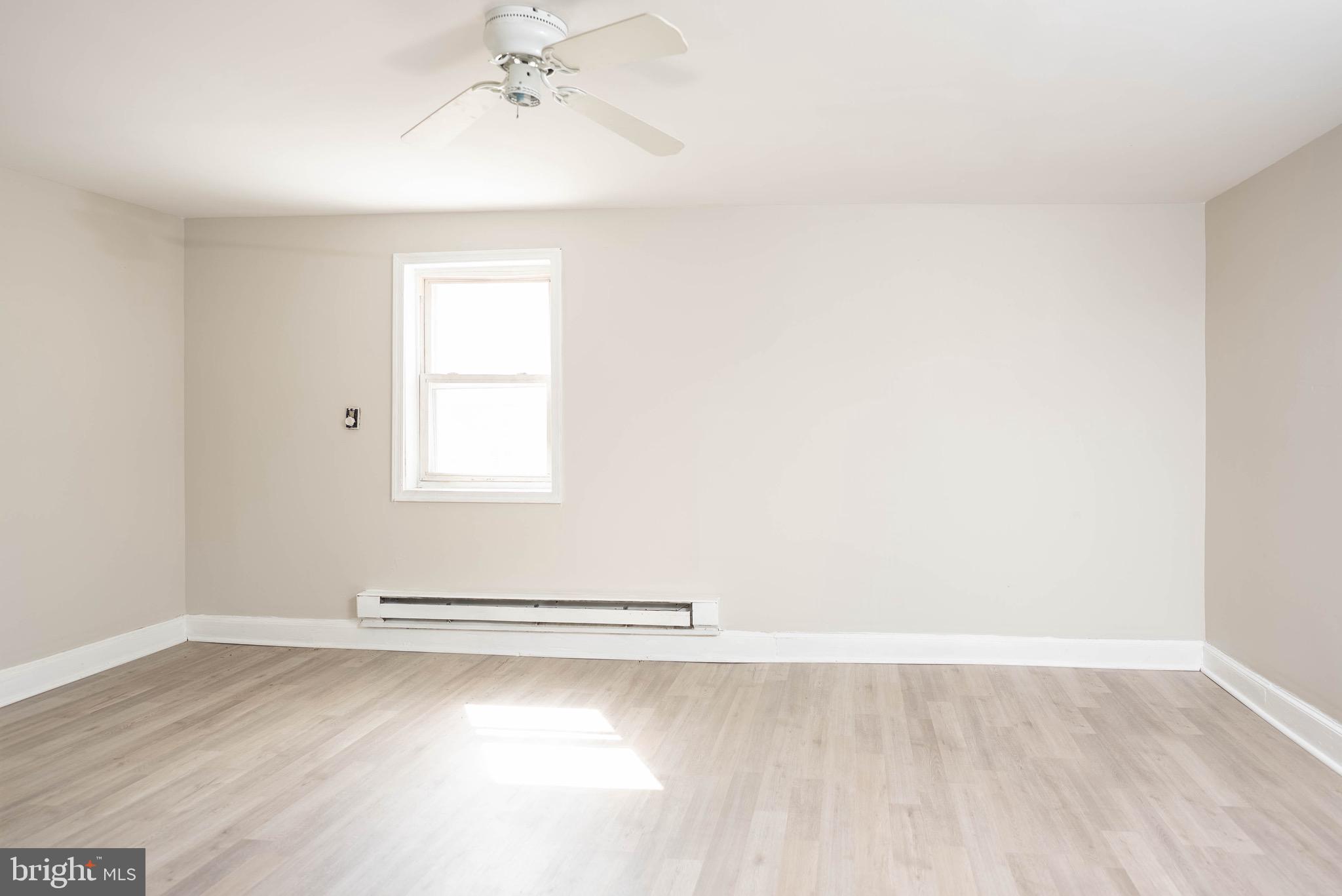 FRANKFORD - Residential Income