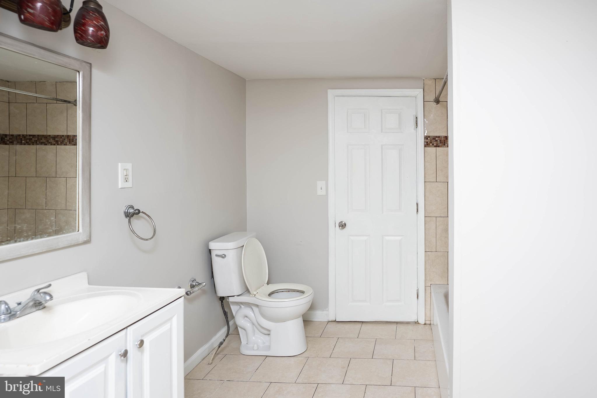 FRANKFORD - Residential Income