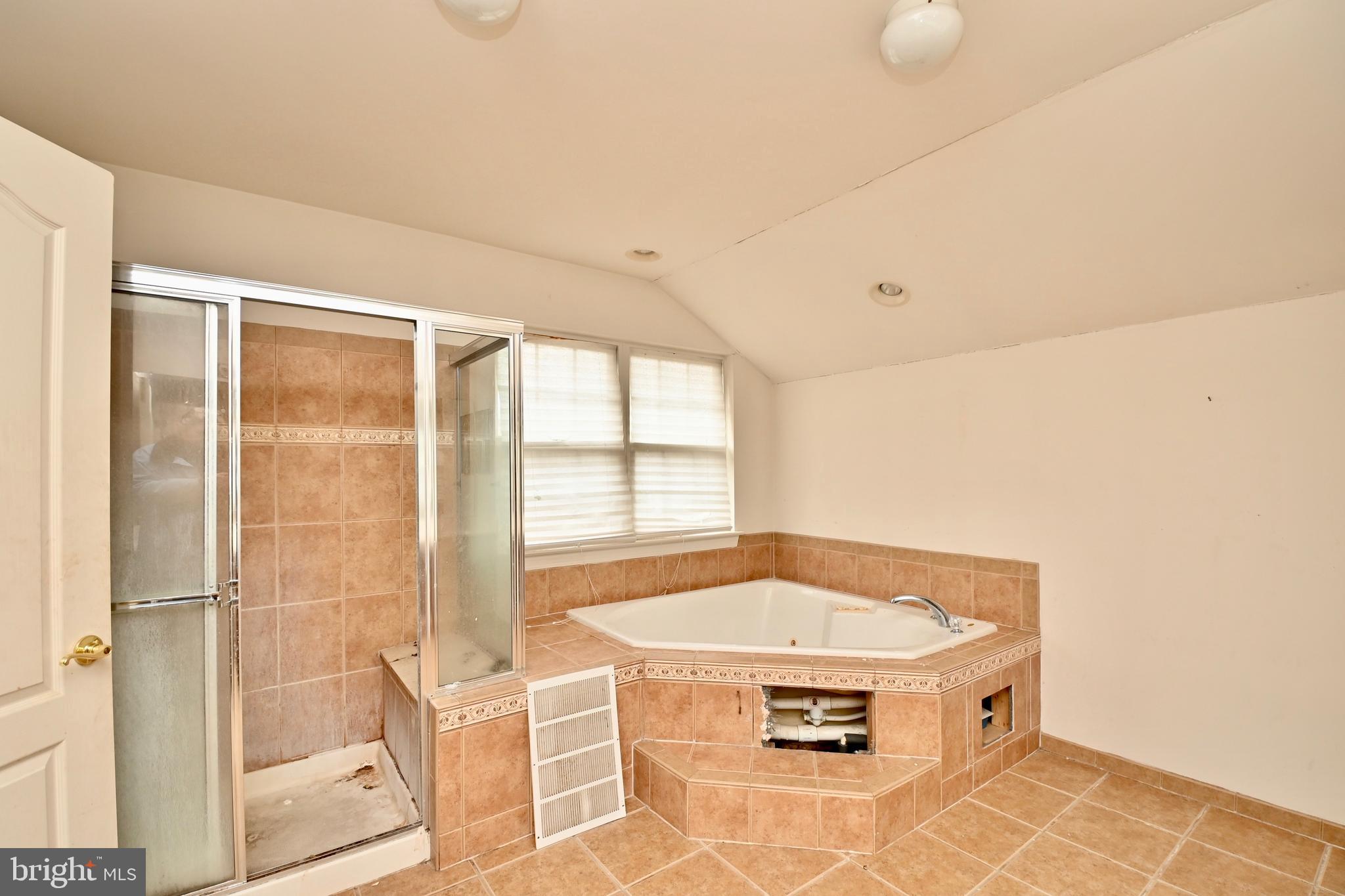 THE RIDGES II-PLAT EIGHT - Residential