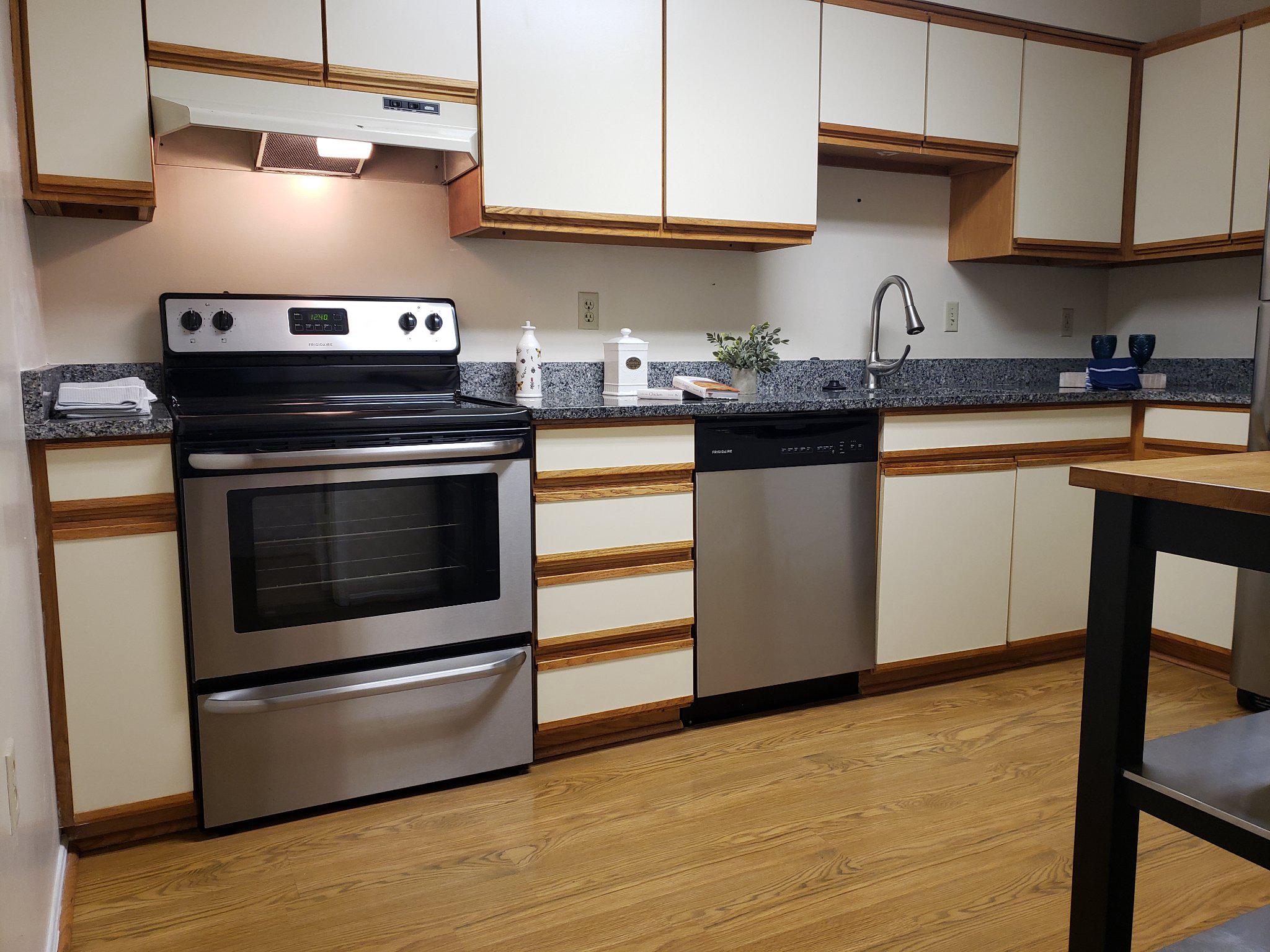GREENS AT LEISURE WORLD - Residential