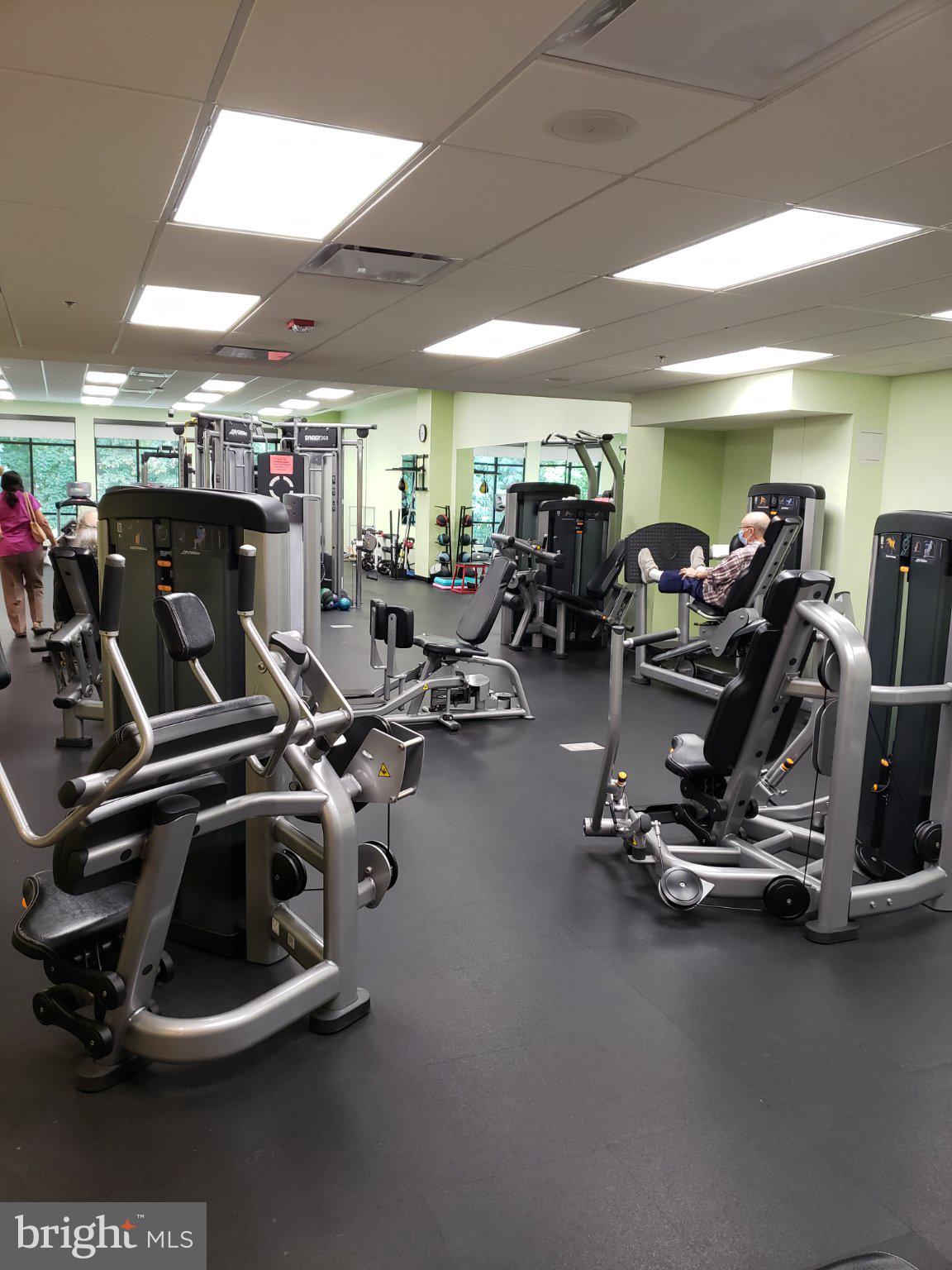 GREENS AT LEISURE WORLD - Residential