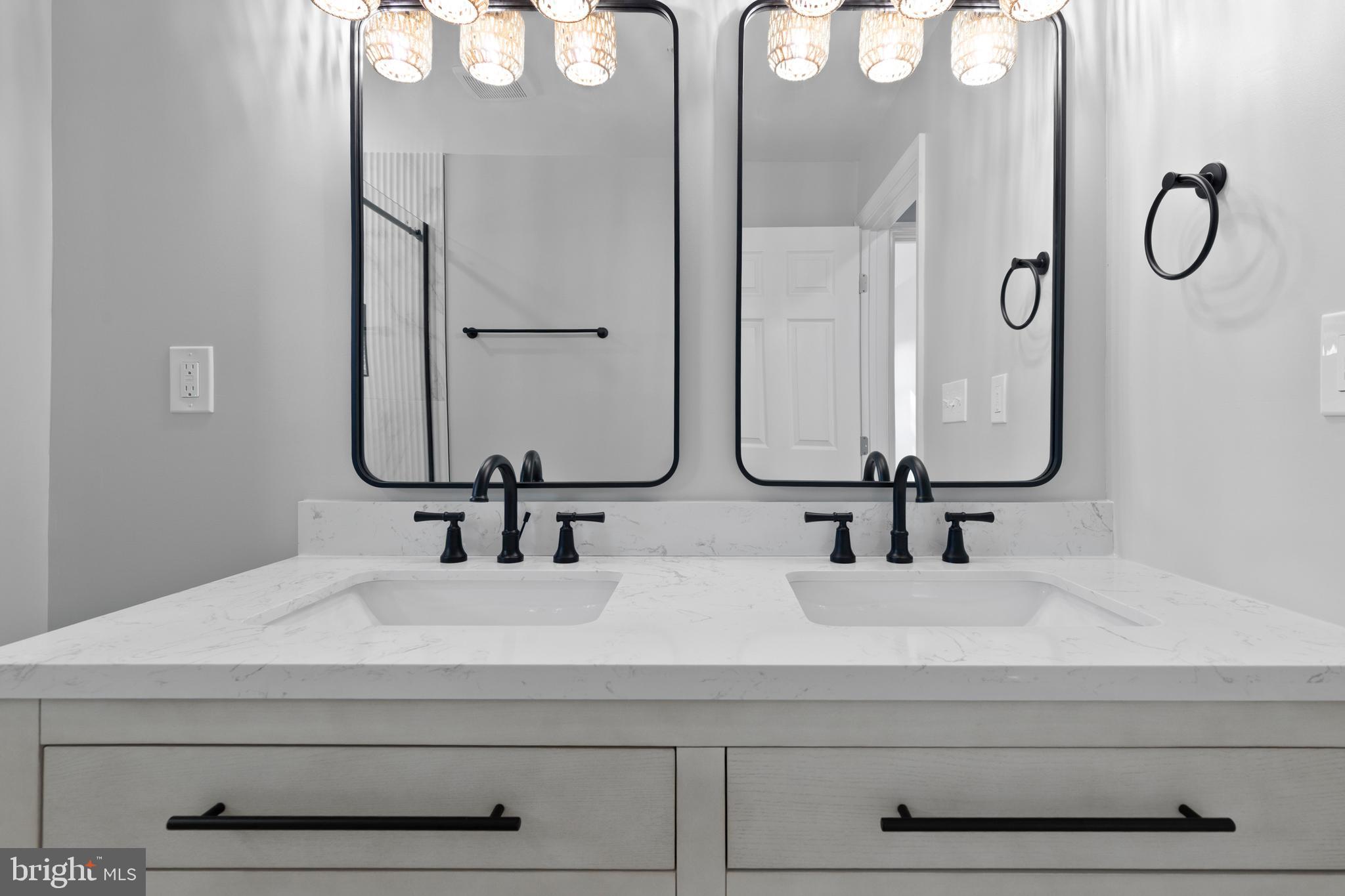 MCGUCKIAN - Residential