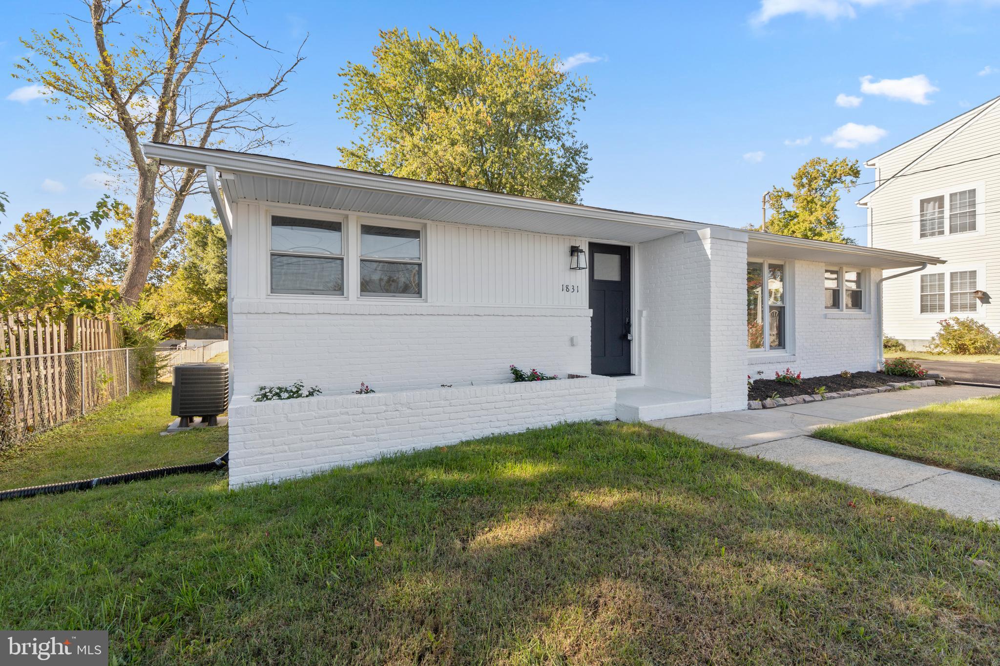 MCGUCKIAN - Residential