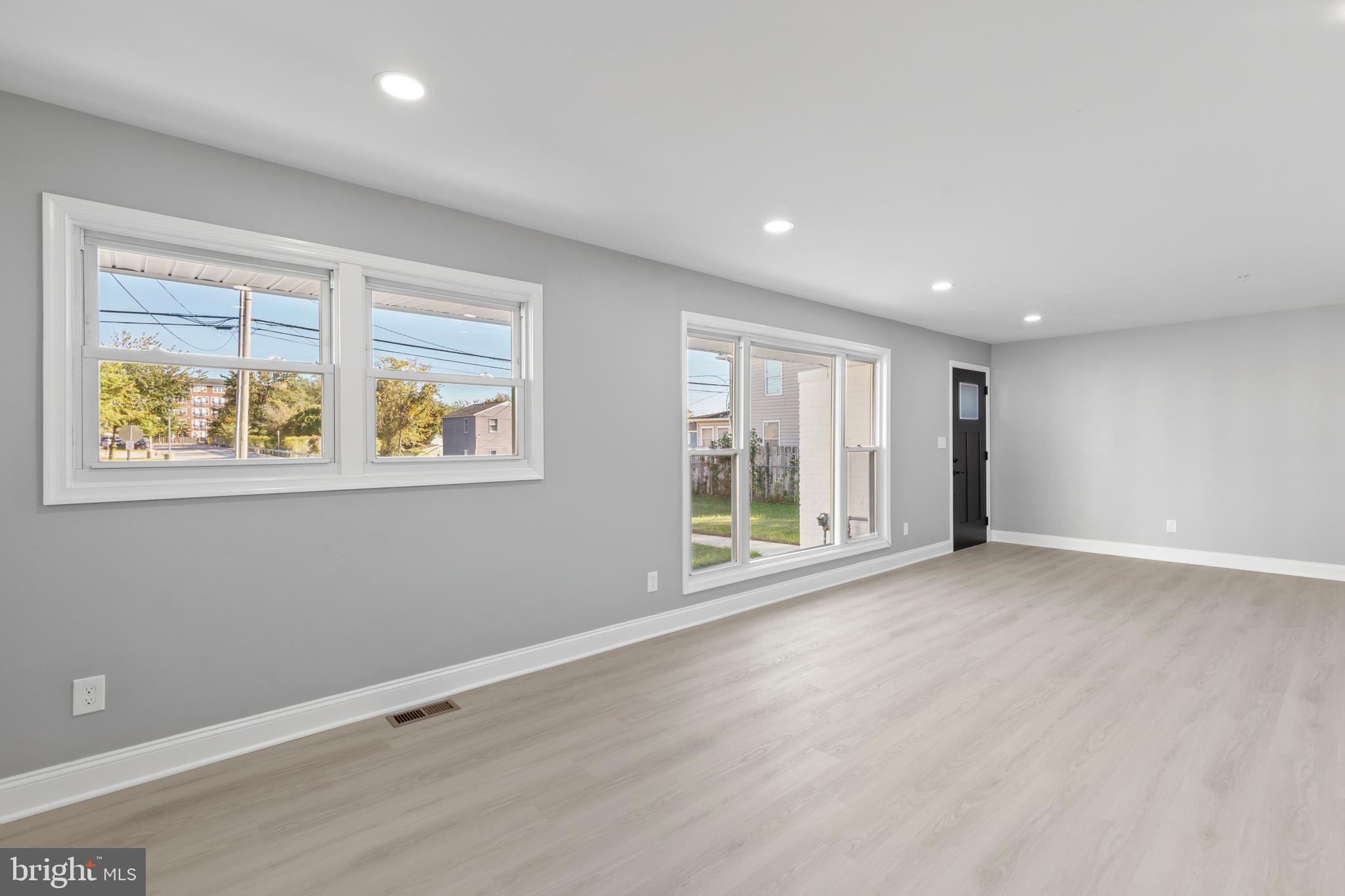 MCGUCKIAN - Residential