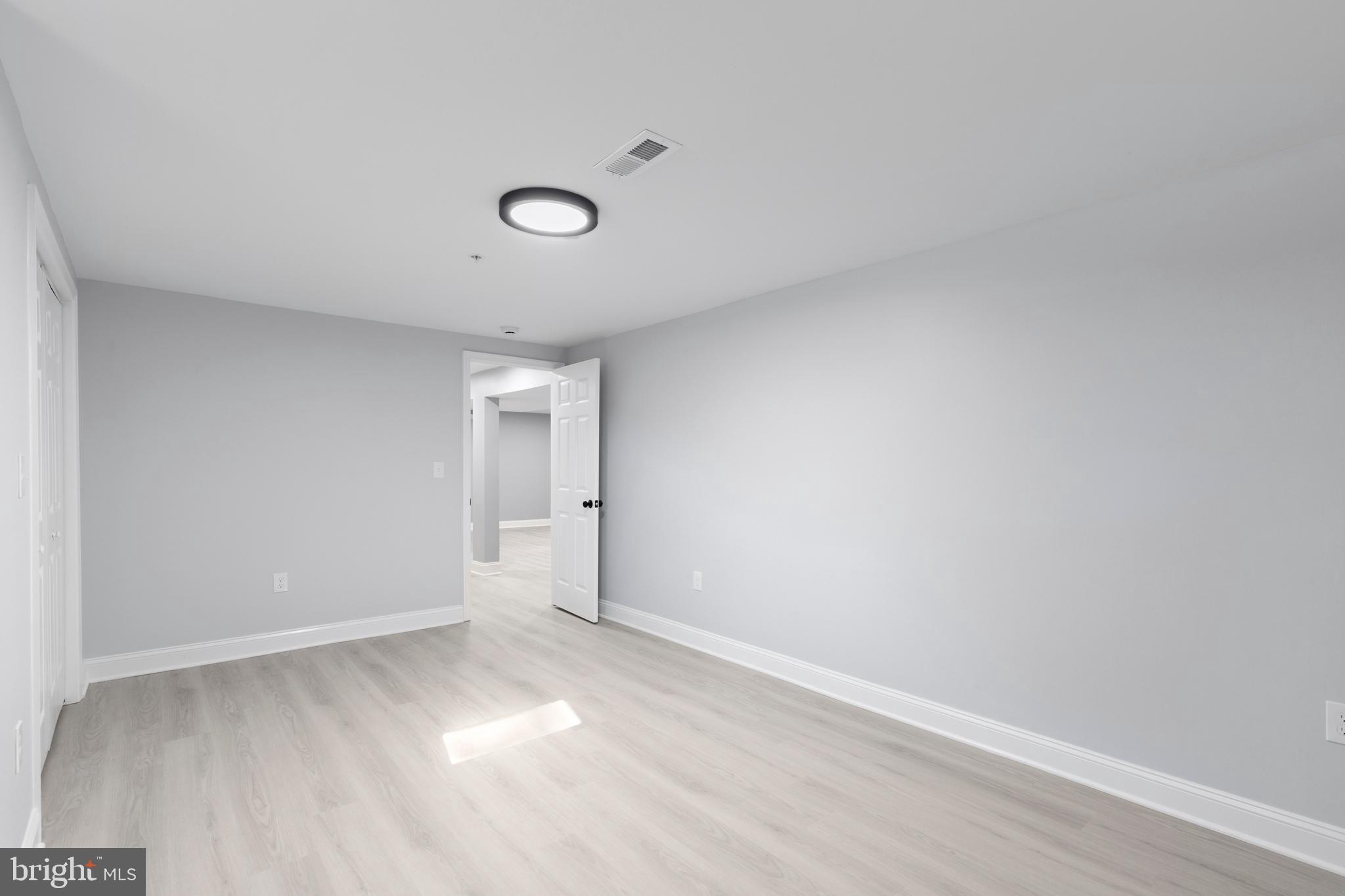 MCGUCKIAN - Residential