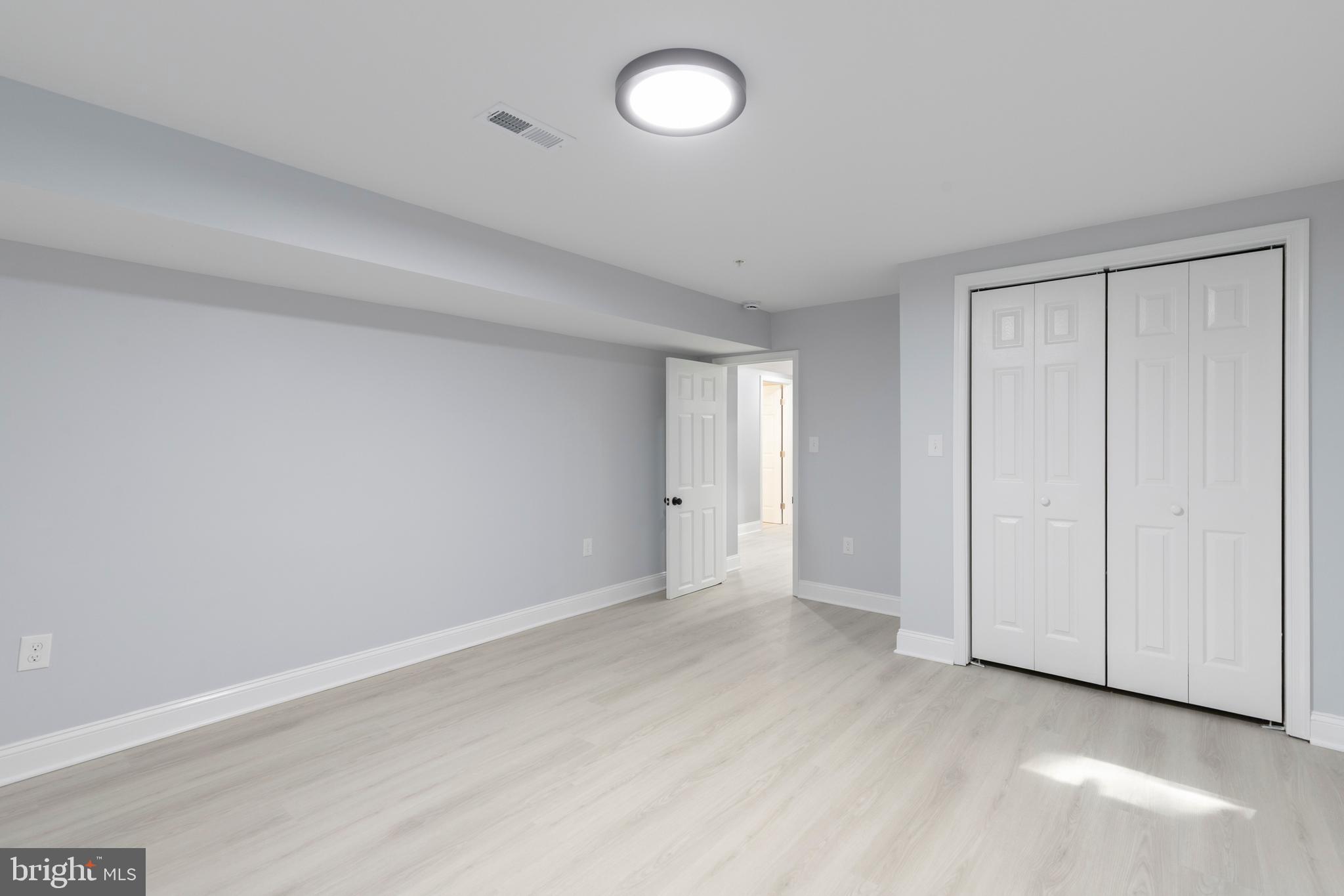 MCGUCKIAN - Residential